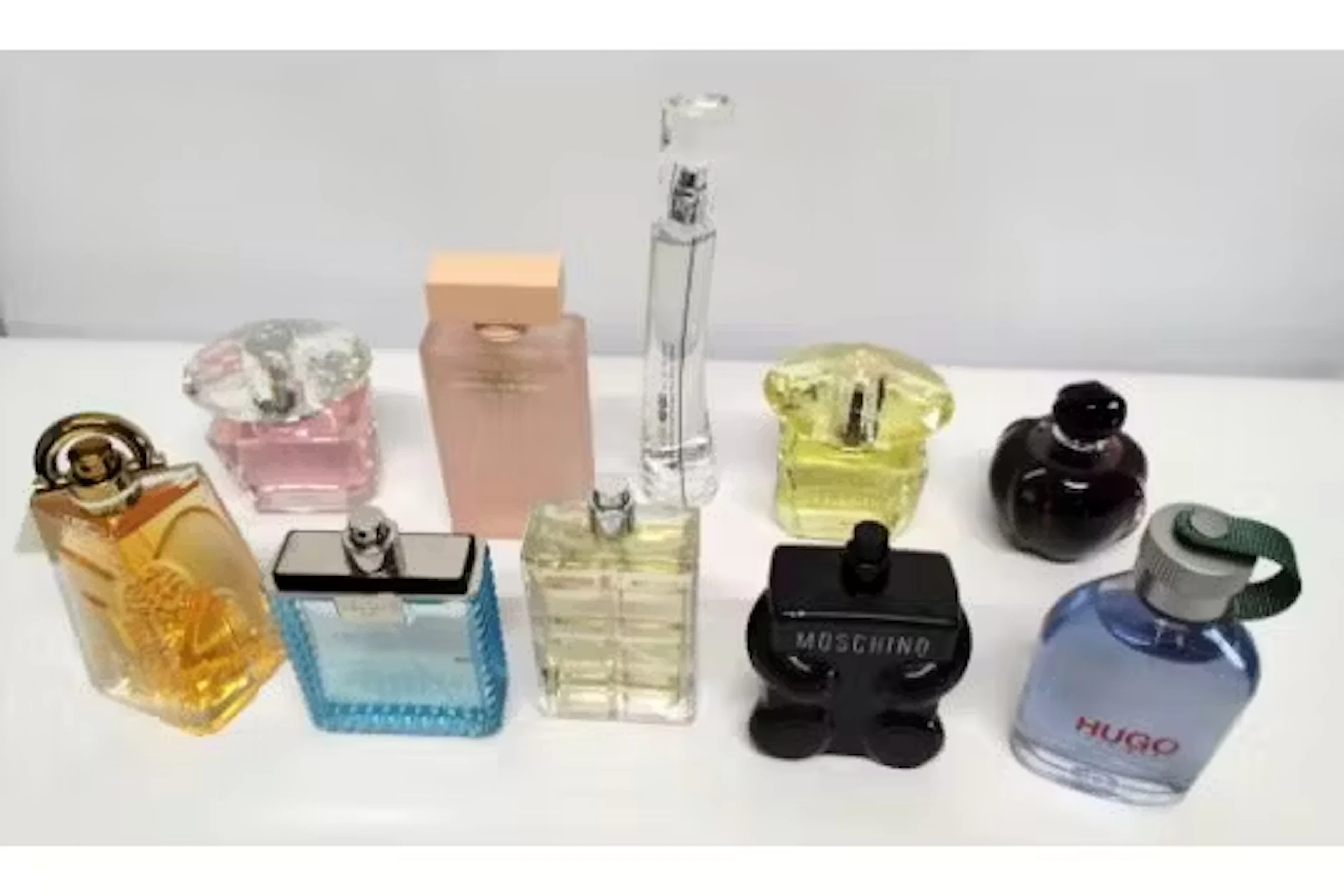 Thirty nearly new perfumes/testers and related to include Michael