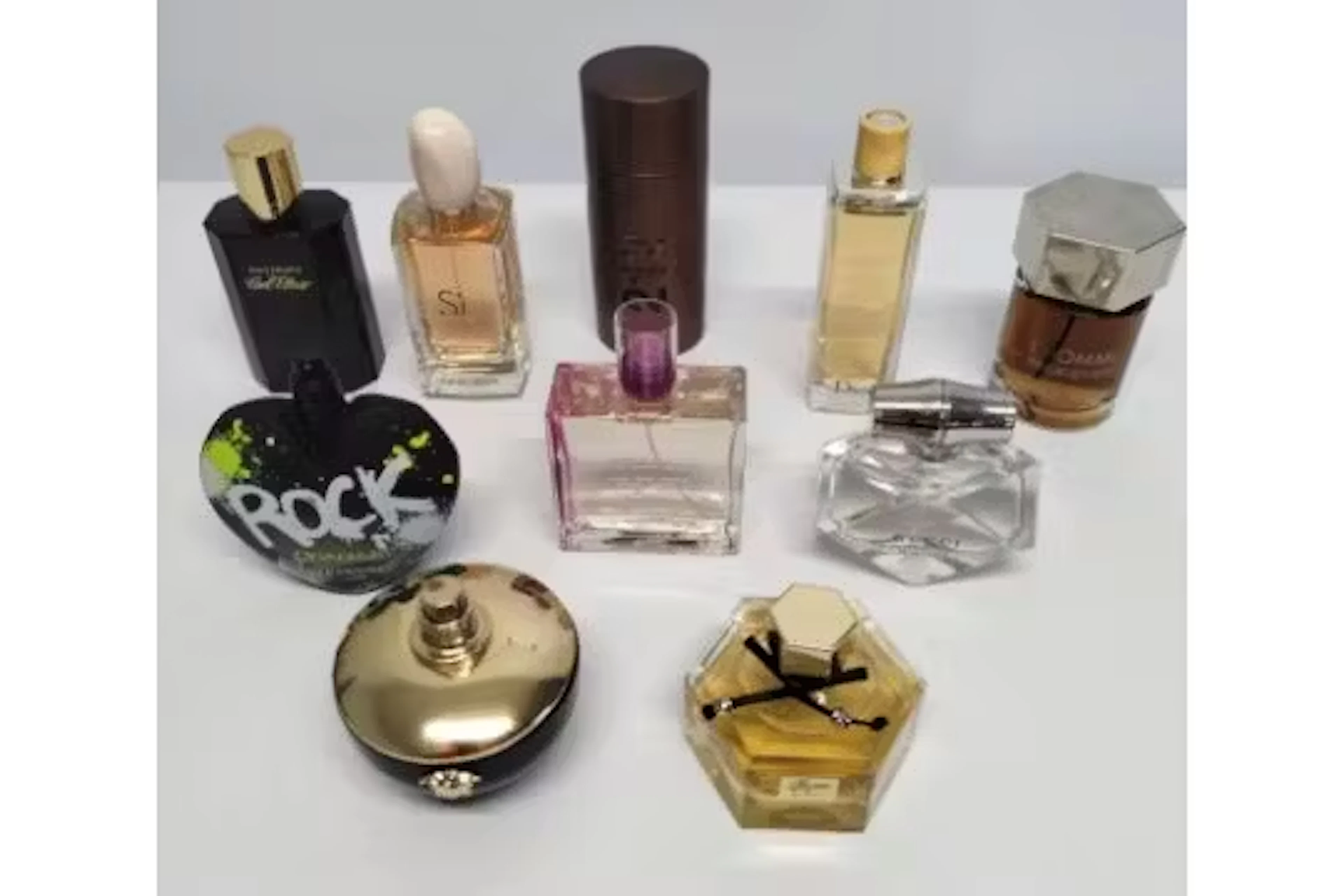 Thirty nearly new perfumes/testers and related to include Gucci, YSL
