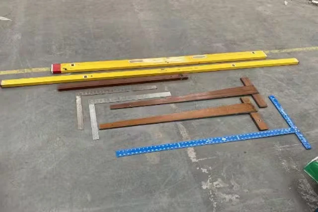 Eight pre-owned items to include squares, Stabila spirit levels.