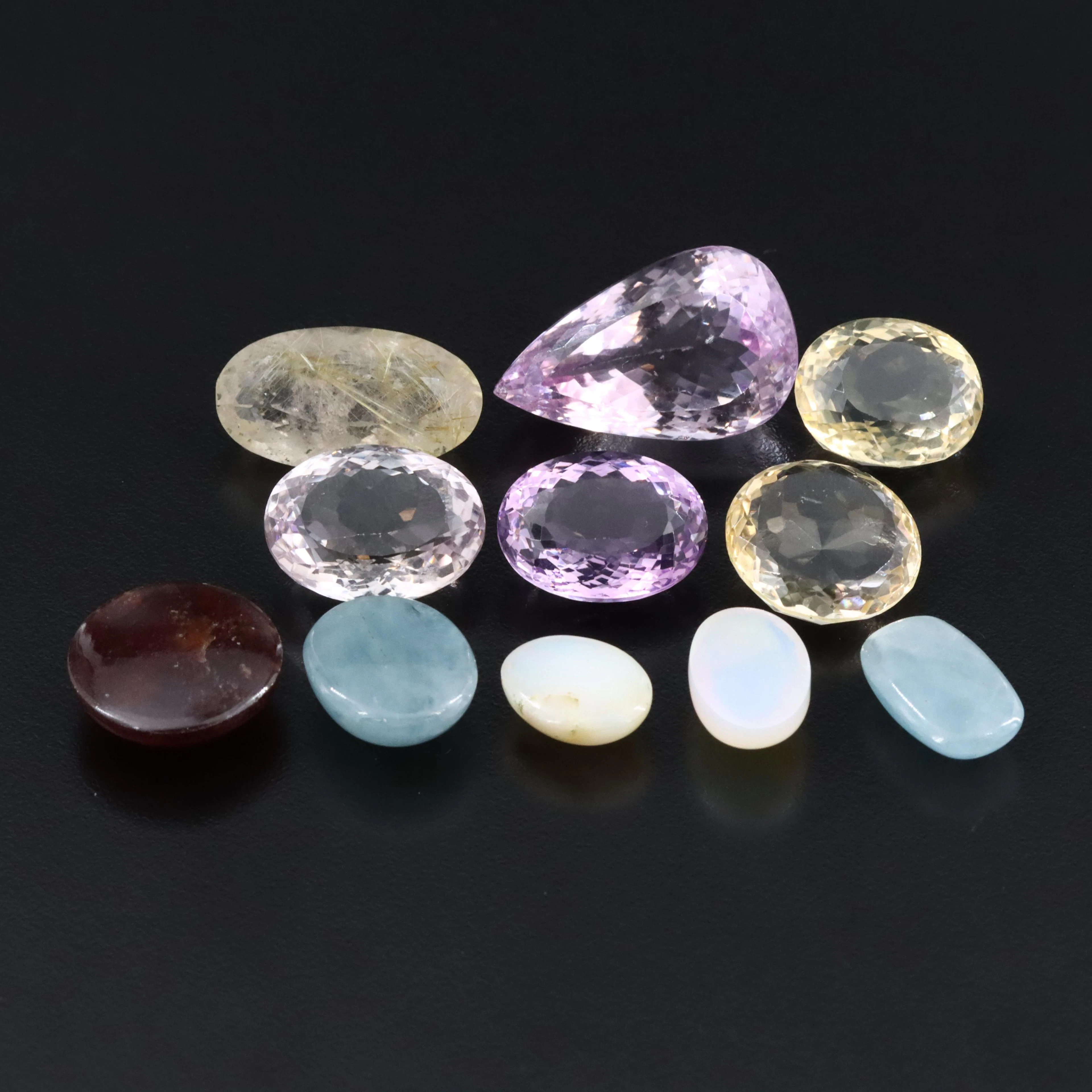 Loose 162.80 CTW Mixed Gemstones with Amethyst. Aquamarine and Citrine