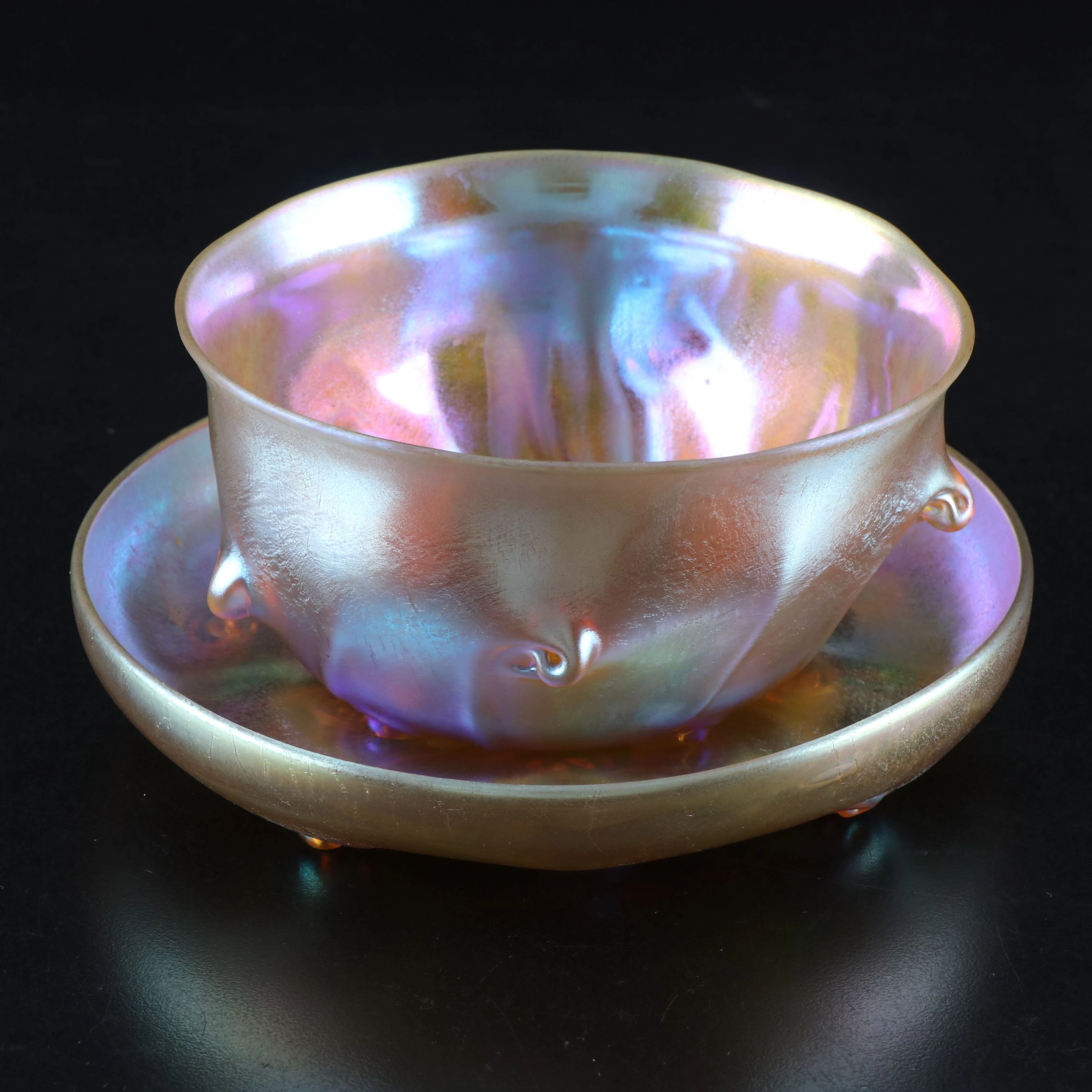Louis Comfort Tiffany Pig Tail Favrile Glass Bowl and Underplate, Early 20th C.