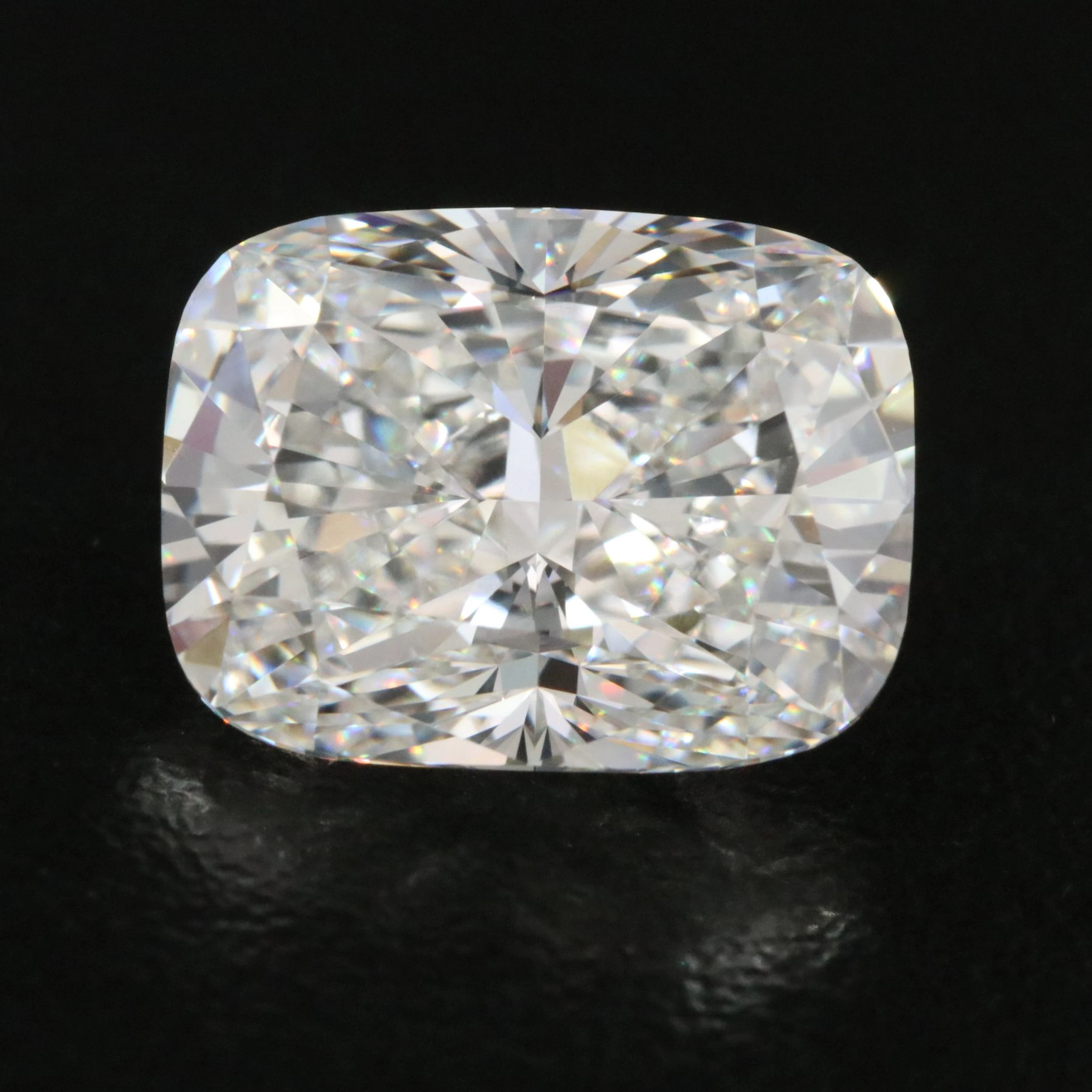 Loose 5.09 CT Lab Grown Diamond with IGI Report