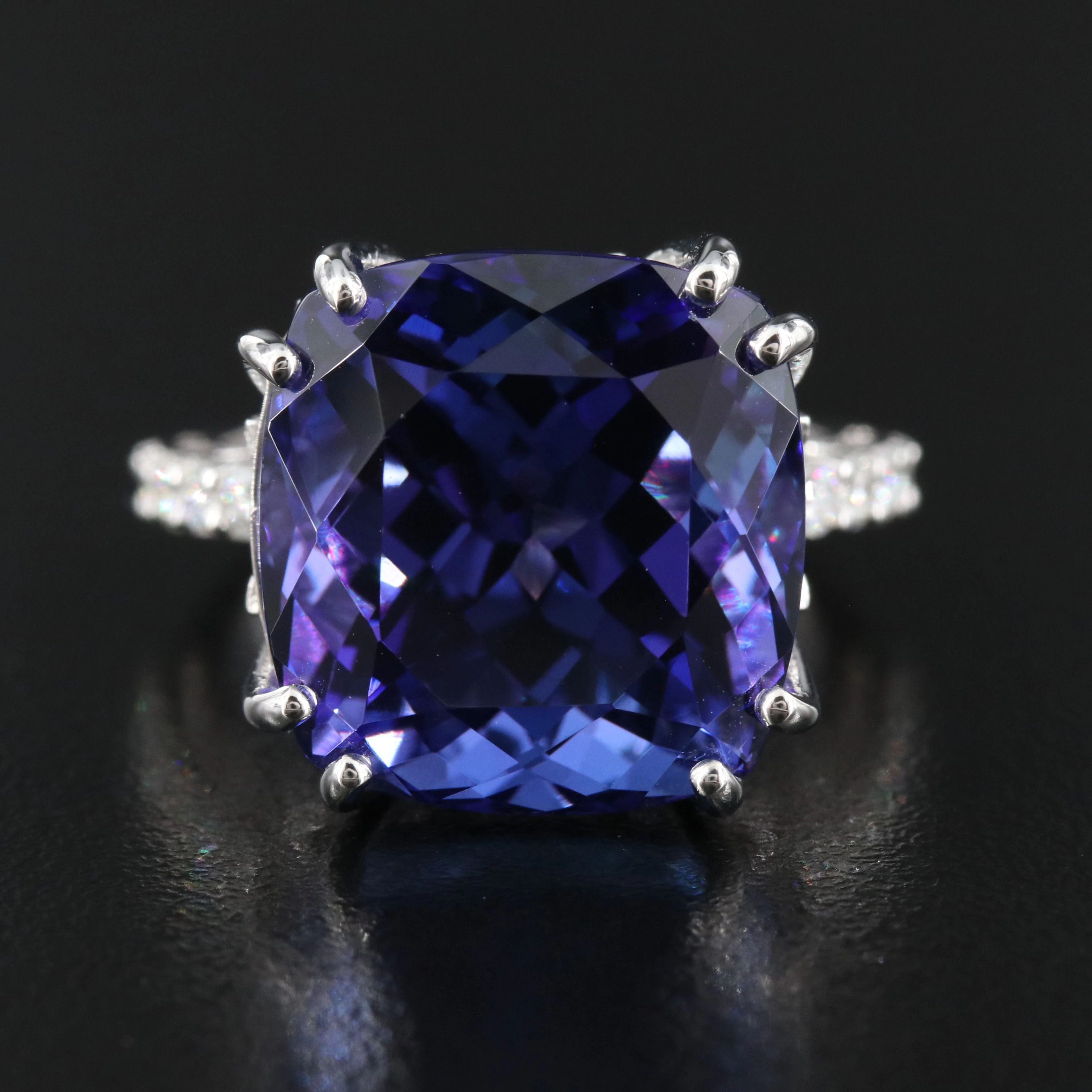 14K 19.73 CT Tanzanite and Diamond Ring with GIA Report
