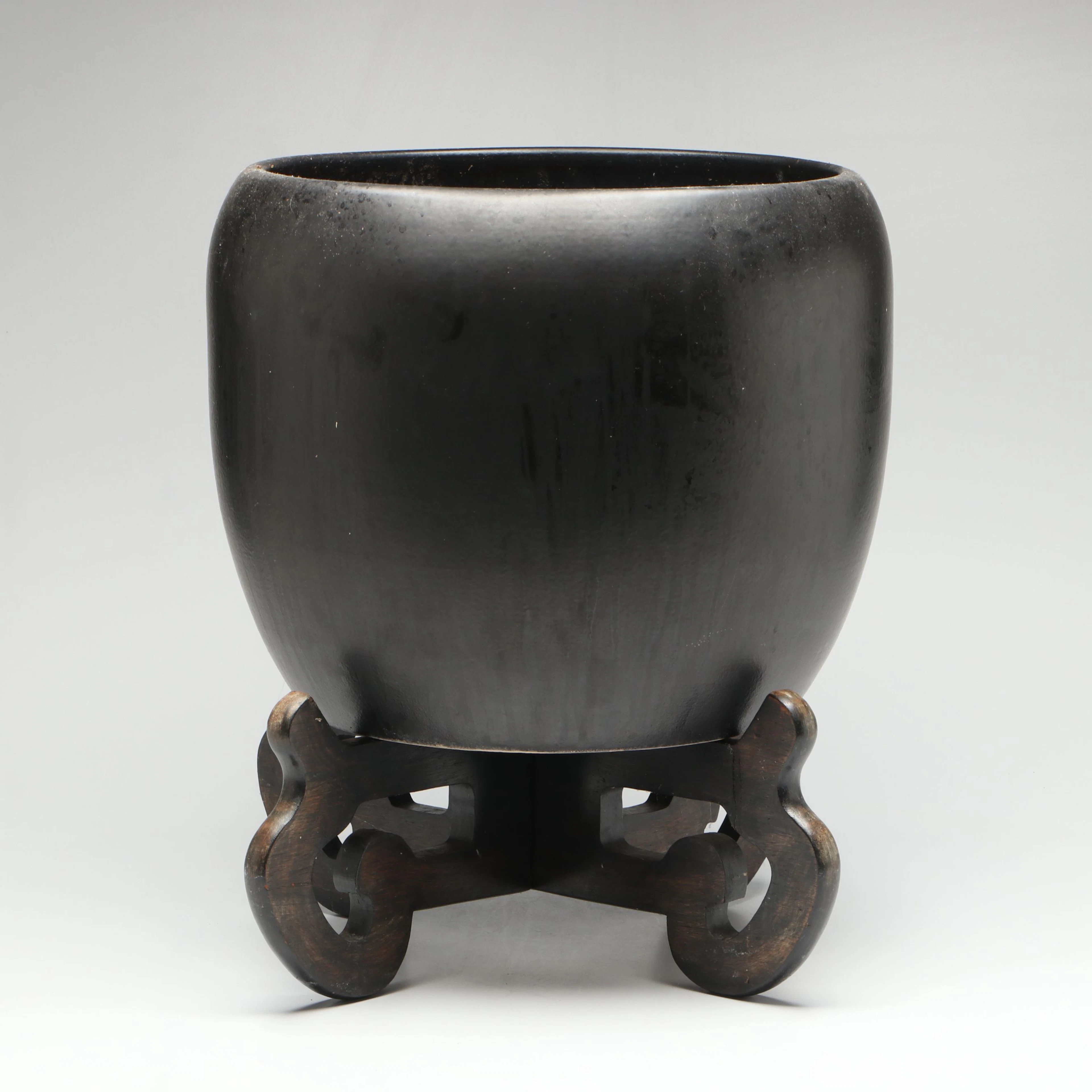 Gainey Ceramics Planter with Carved Wood Stand