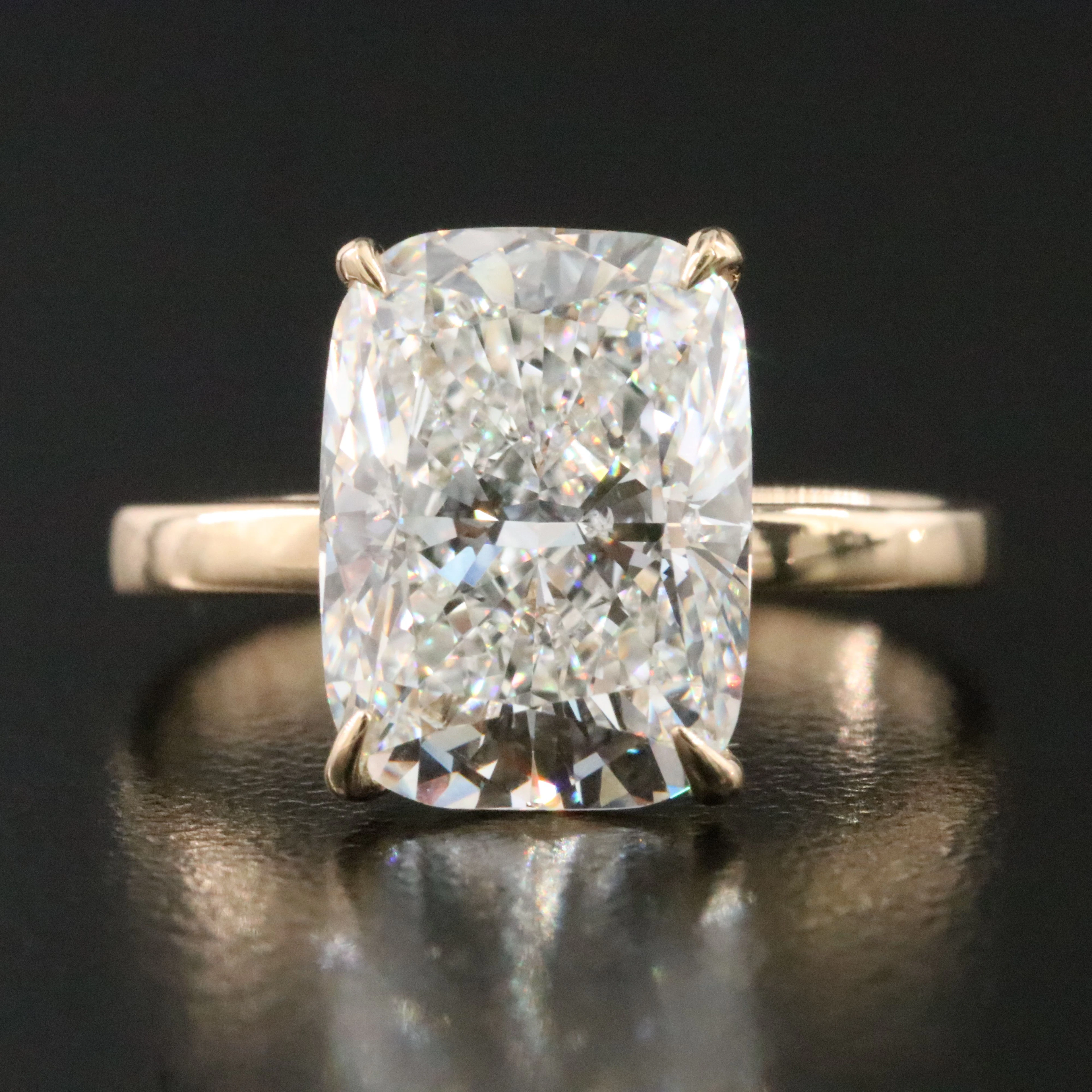 14K 5.07 CT Lab Grown Diamond Solitaire Ring with IGI Report