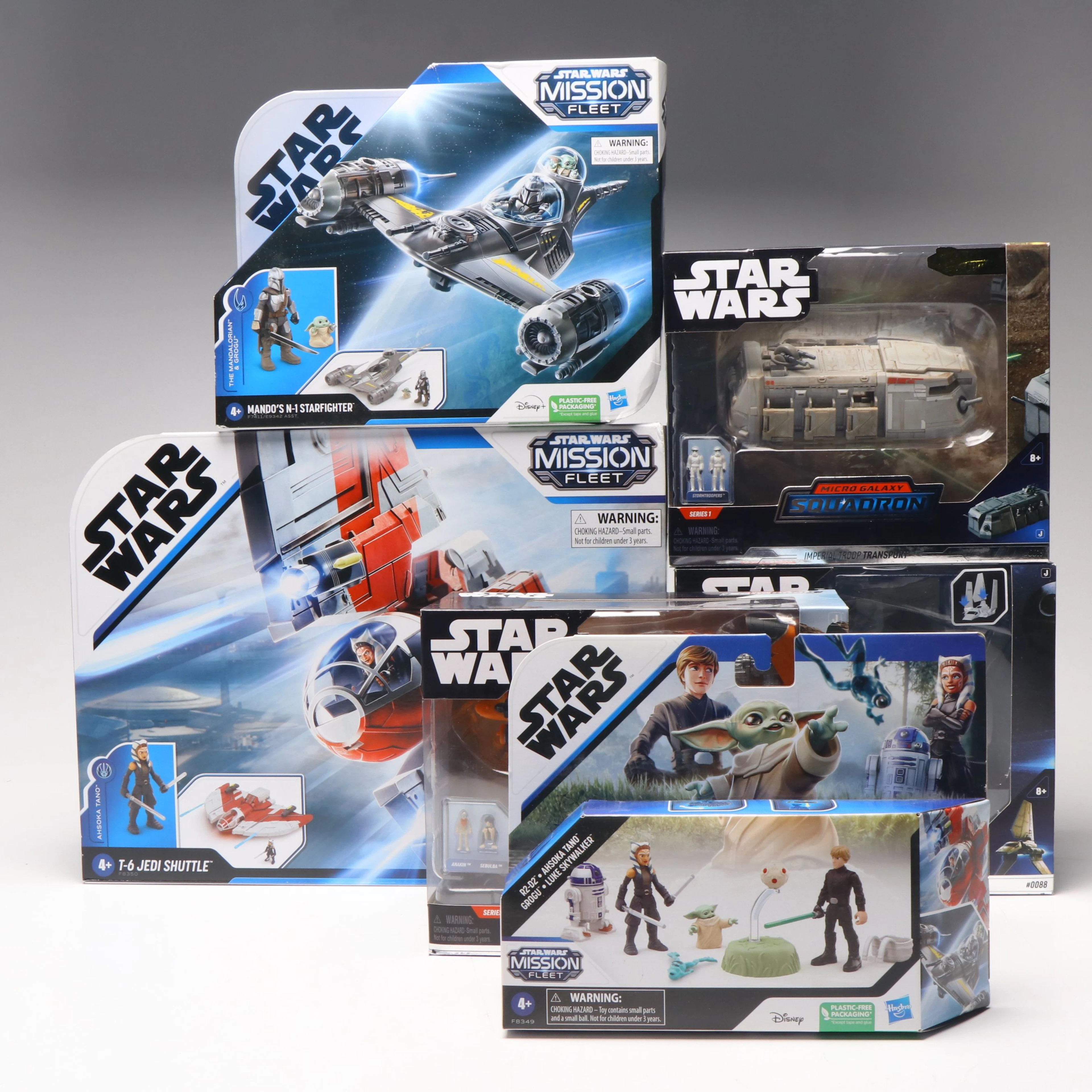 Hasbro Star Wars "T-6 Jedi Shuttle" and More Star Wars Toys
