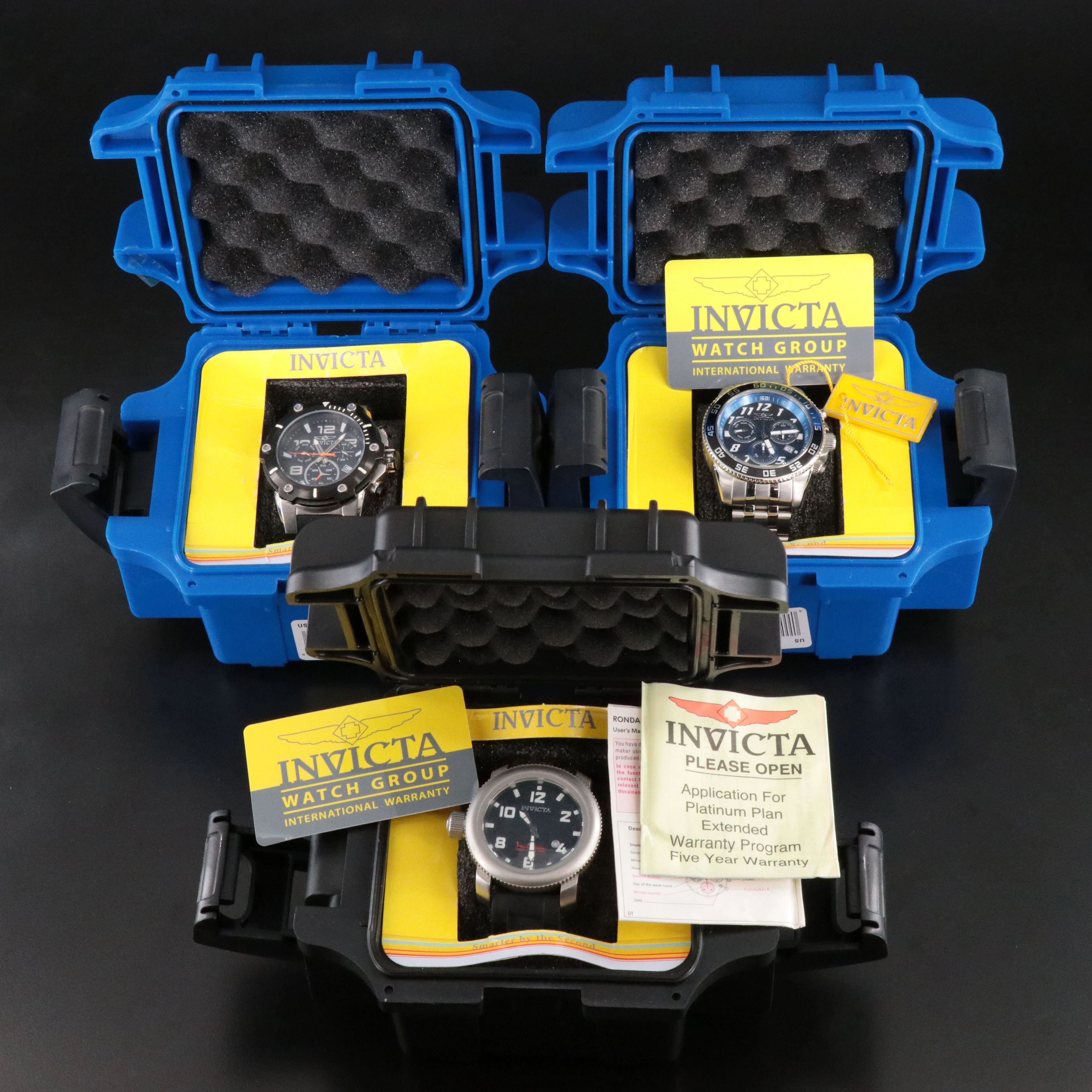 Invicta Sea Hunter, Speedway, & Pro Diver Watch Lot with Impact Cases