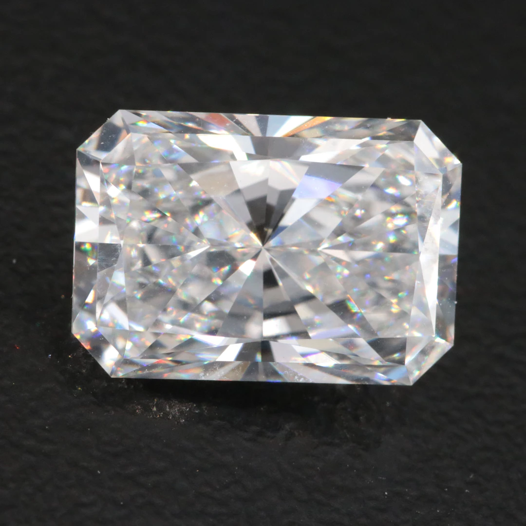 Loose 3.87 CT Lab Grown Diamond with IGI Report