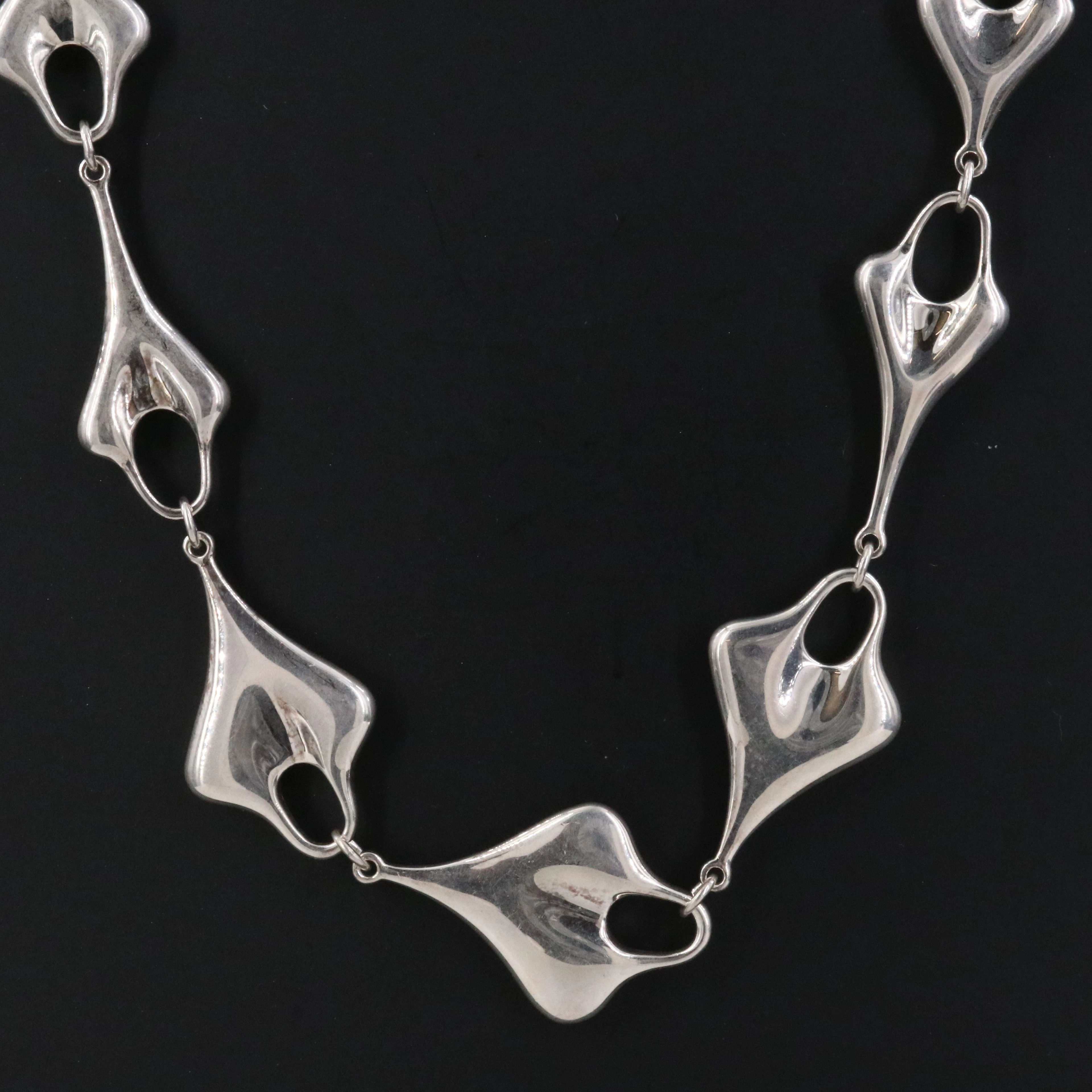 Robert Lee Morris Studio Sterling Graduated Necklace