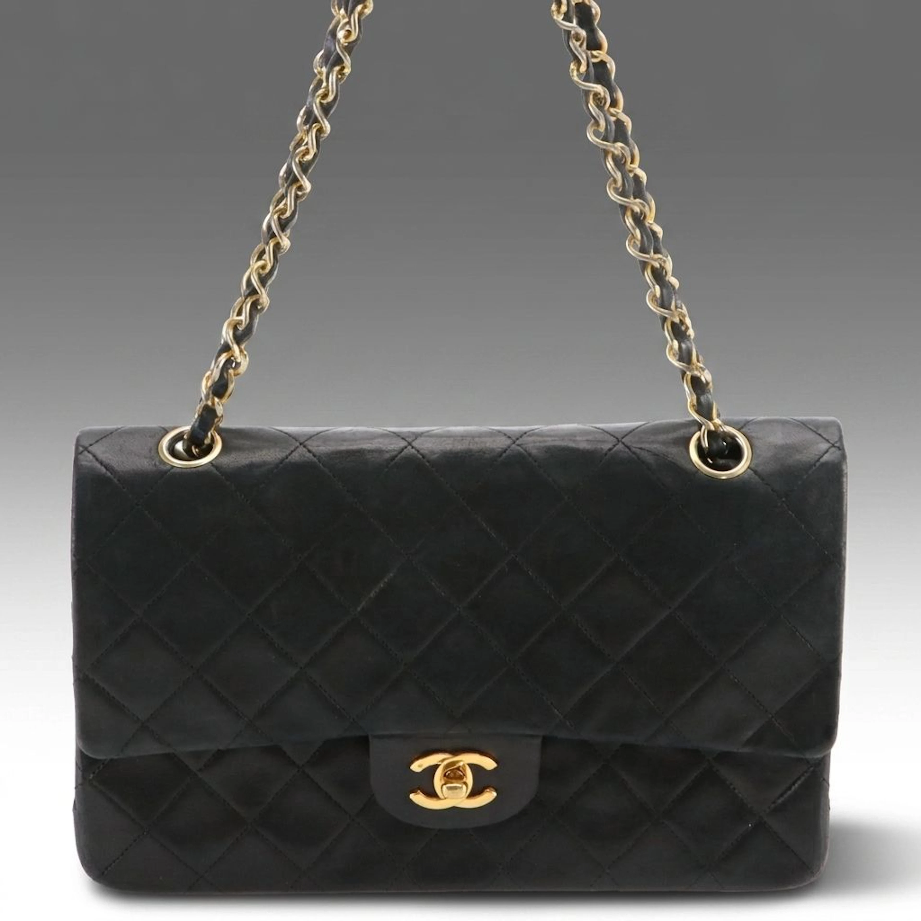 Chanel Vintage Double Flap Shoulder Bag in Black Quilted Lambskin Leather