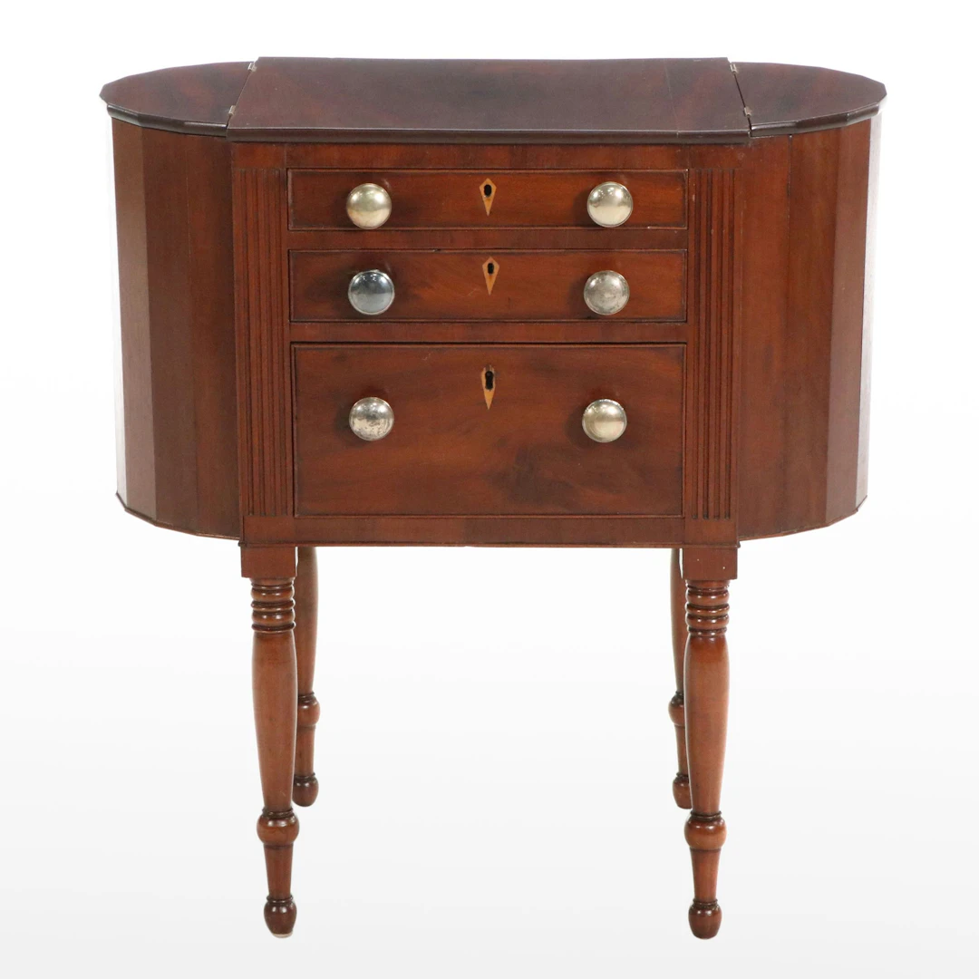 Federal Style Mahogany Martha Washington Sewing Stand, Early 20th Century