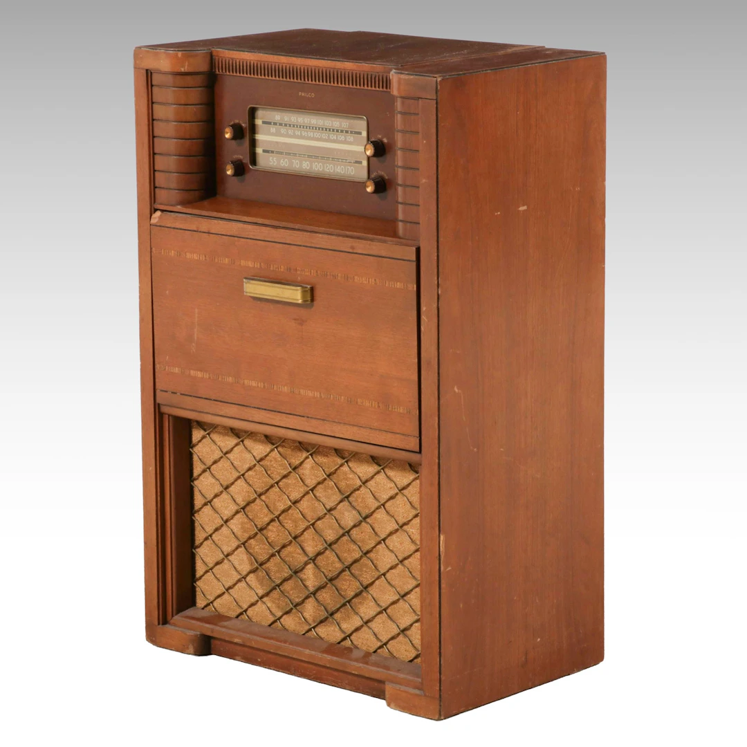 Philco Art DecoFloor Console Radio Phonograph Combination, Circa 1940