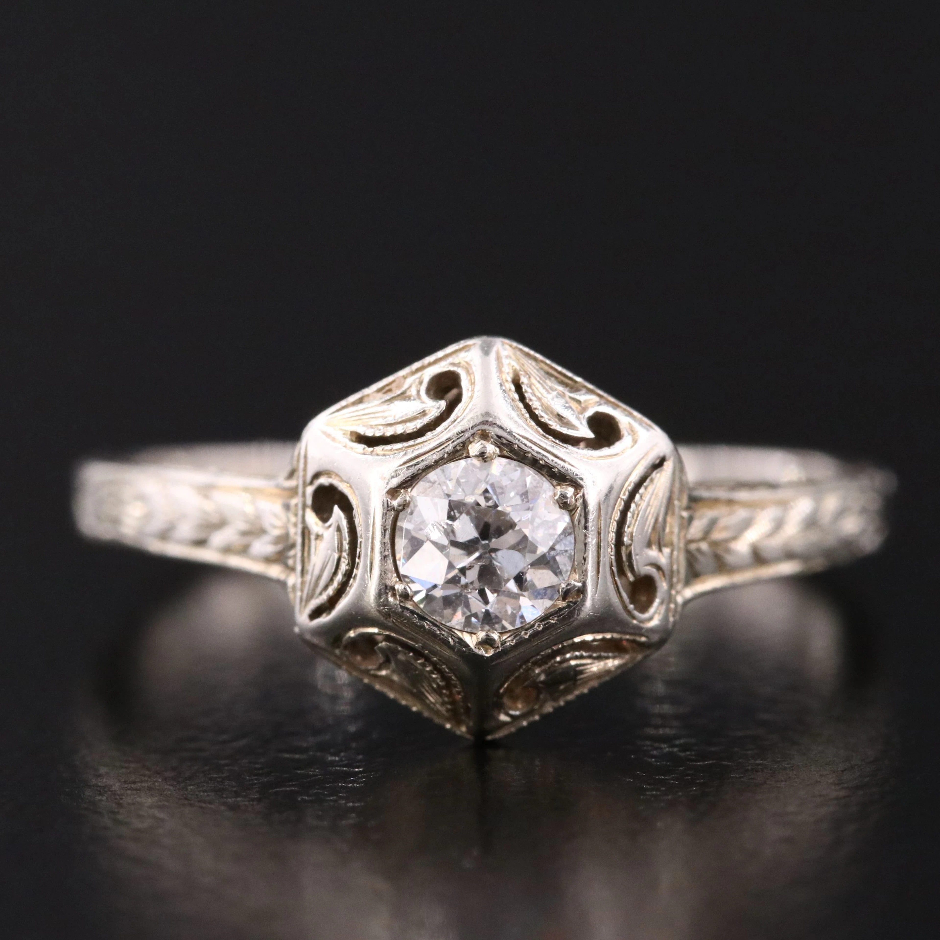 Antique 14K 0.25 CT Diamond Ring with 18K accent