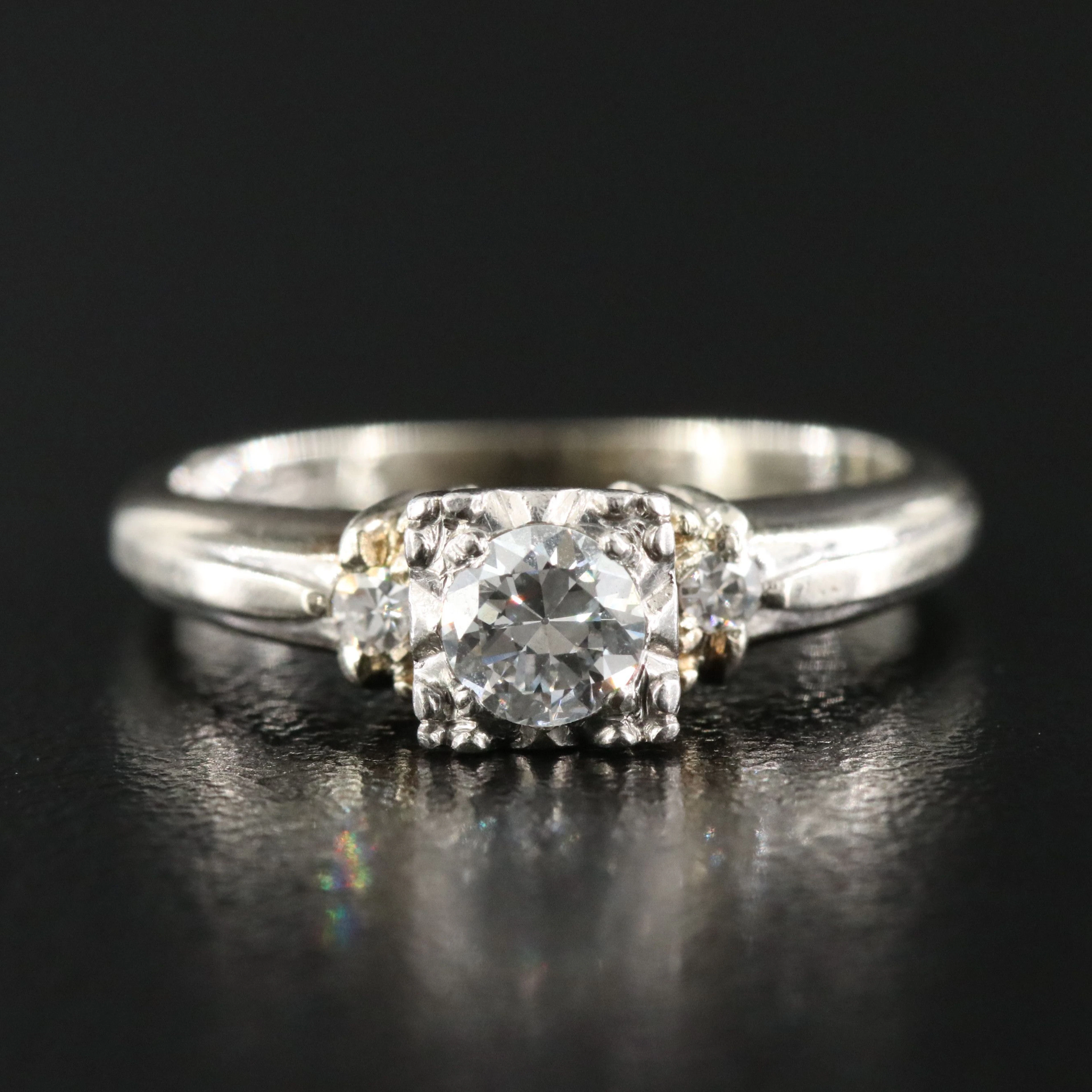 Vintage 18K 0.27 CTW Diamond Ring with Palladium Accent