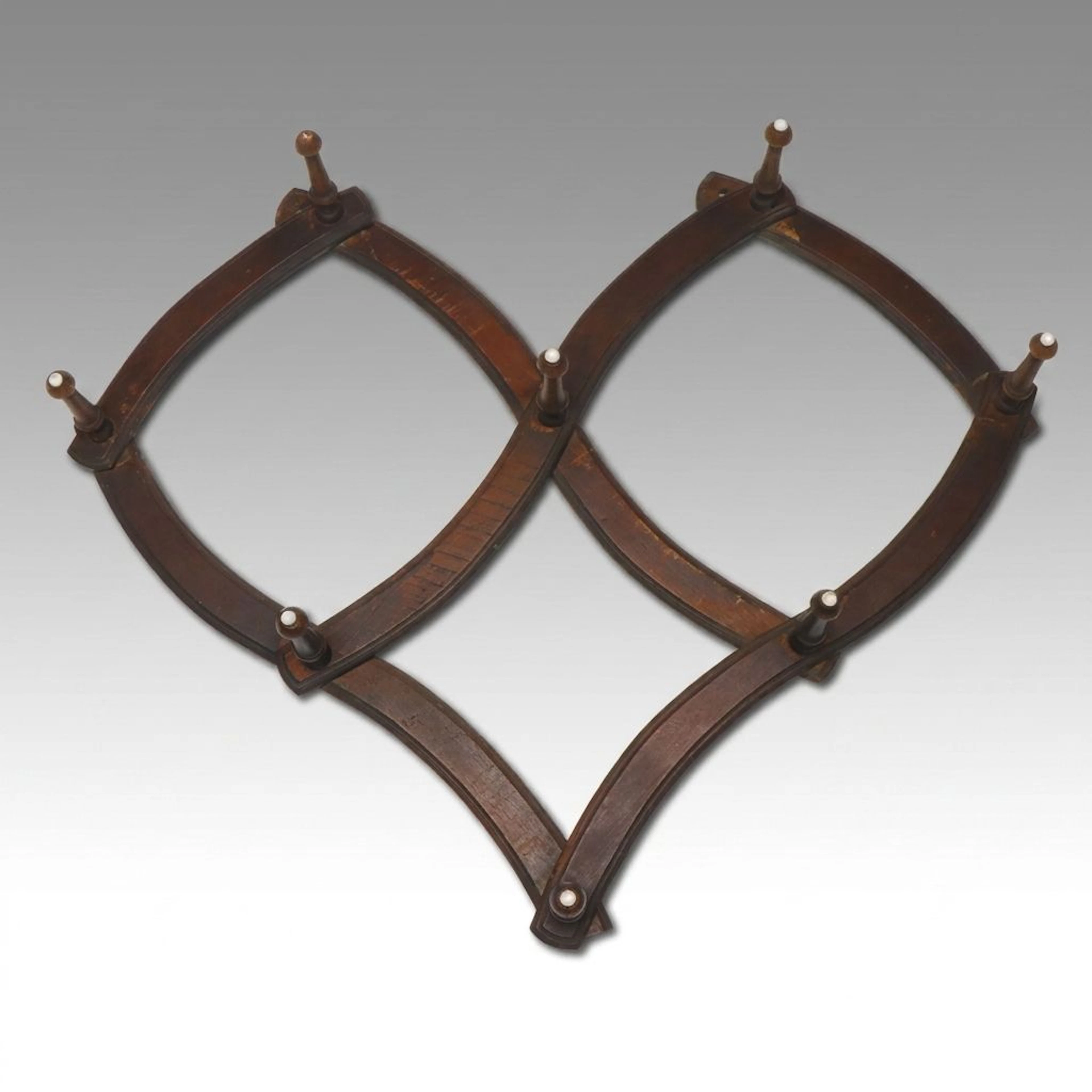 Vintage Accordion Expansion Wooden Wall Hat Rack, Early to Mid-20th Century