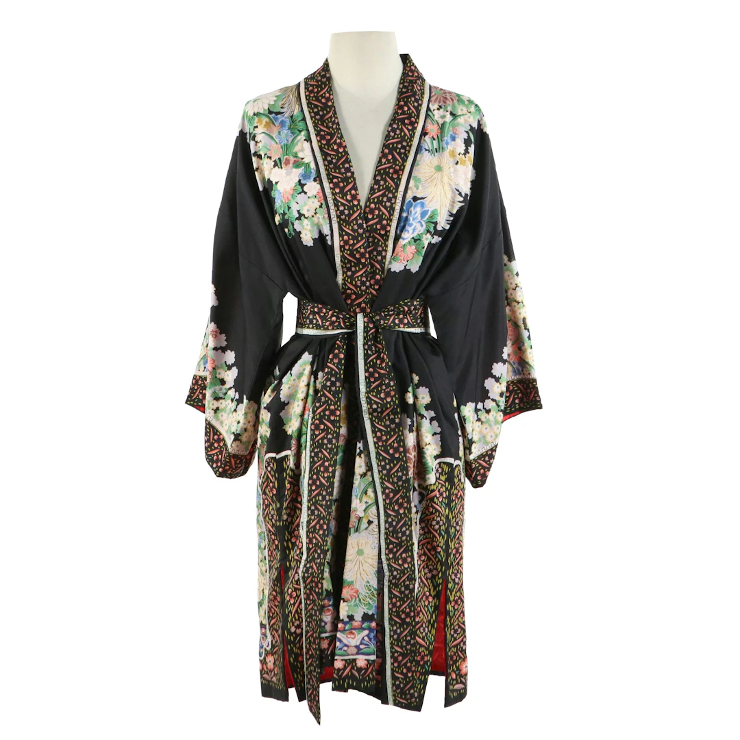 Japanese Sogara Yuzen Silk Robe, Vintage