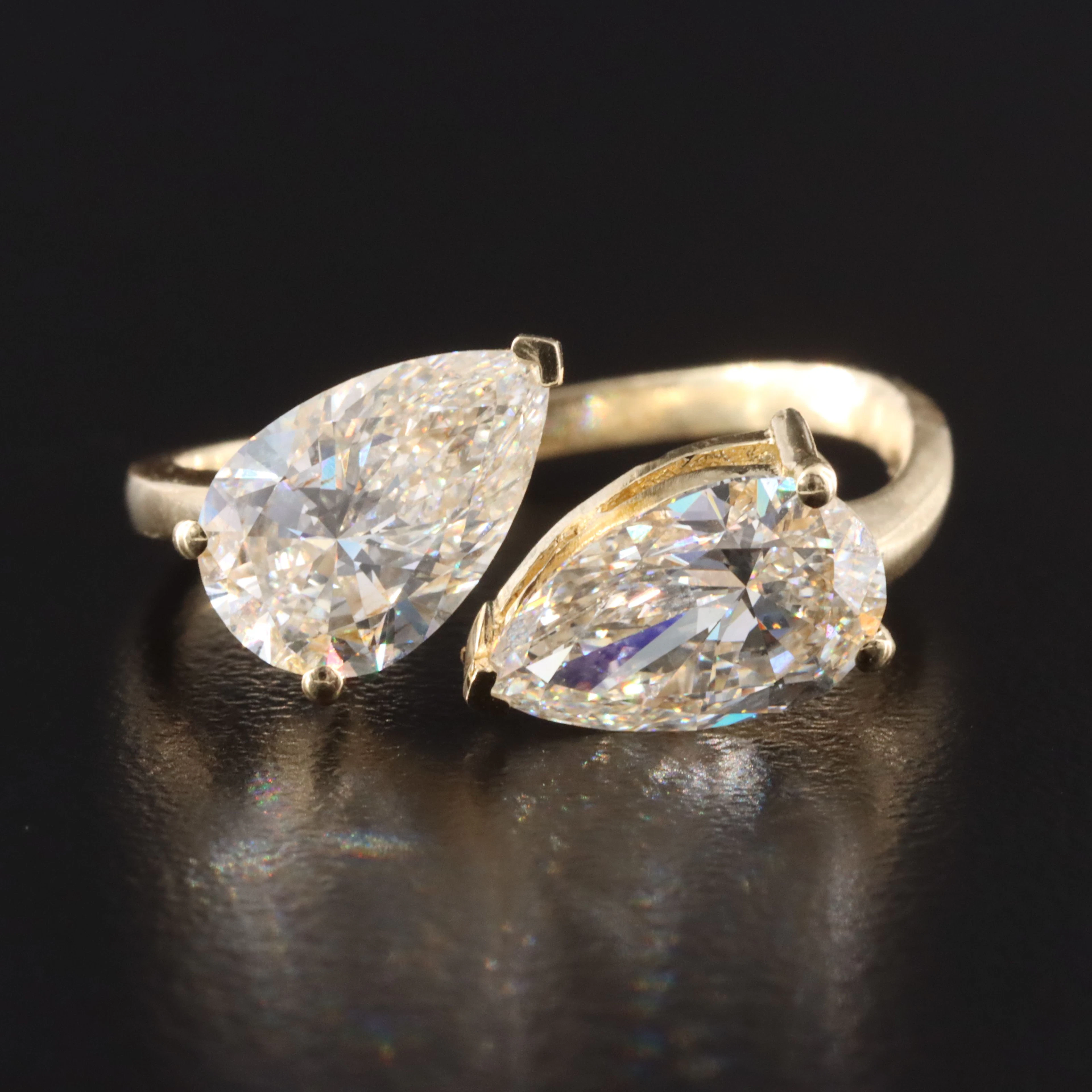14K 2.96 CTW Lab Grown Diamond Toi et Moi Ring with Online IGI Reports