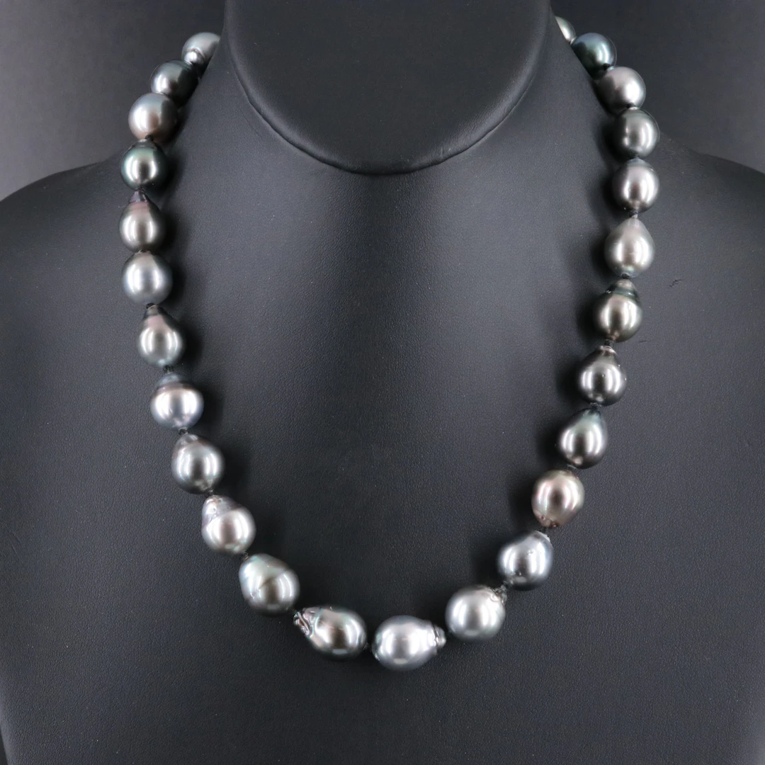 Pearl Necklace with 14K Clasp