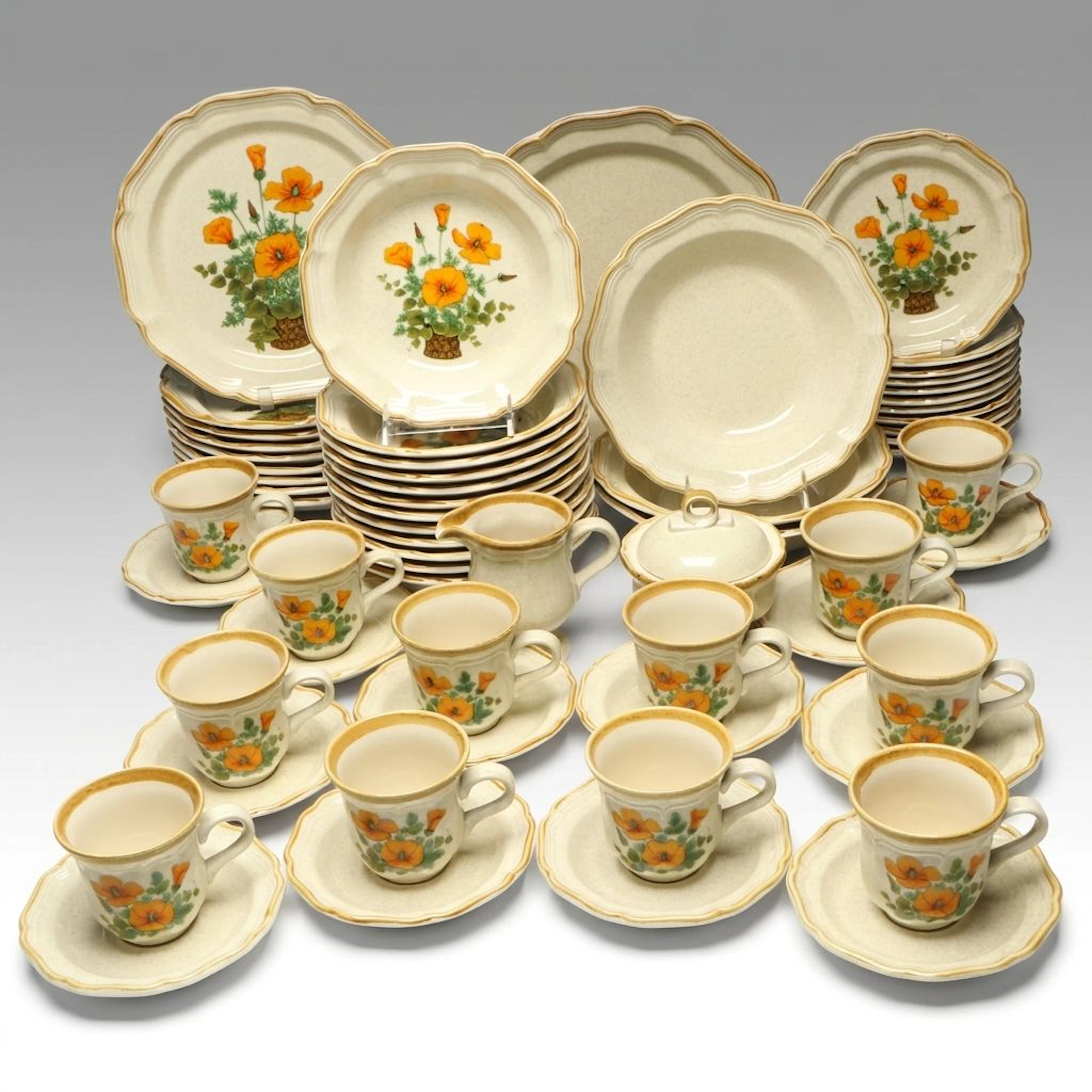 Mikasa "Garden Club, Petunias" Ceramic Dinnerware