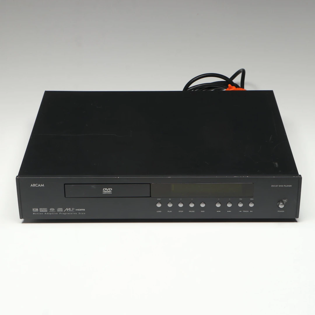 Arcam FMJ DV137 Universal DVD and CD Player, 2000s