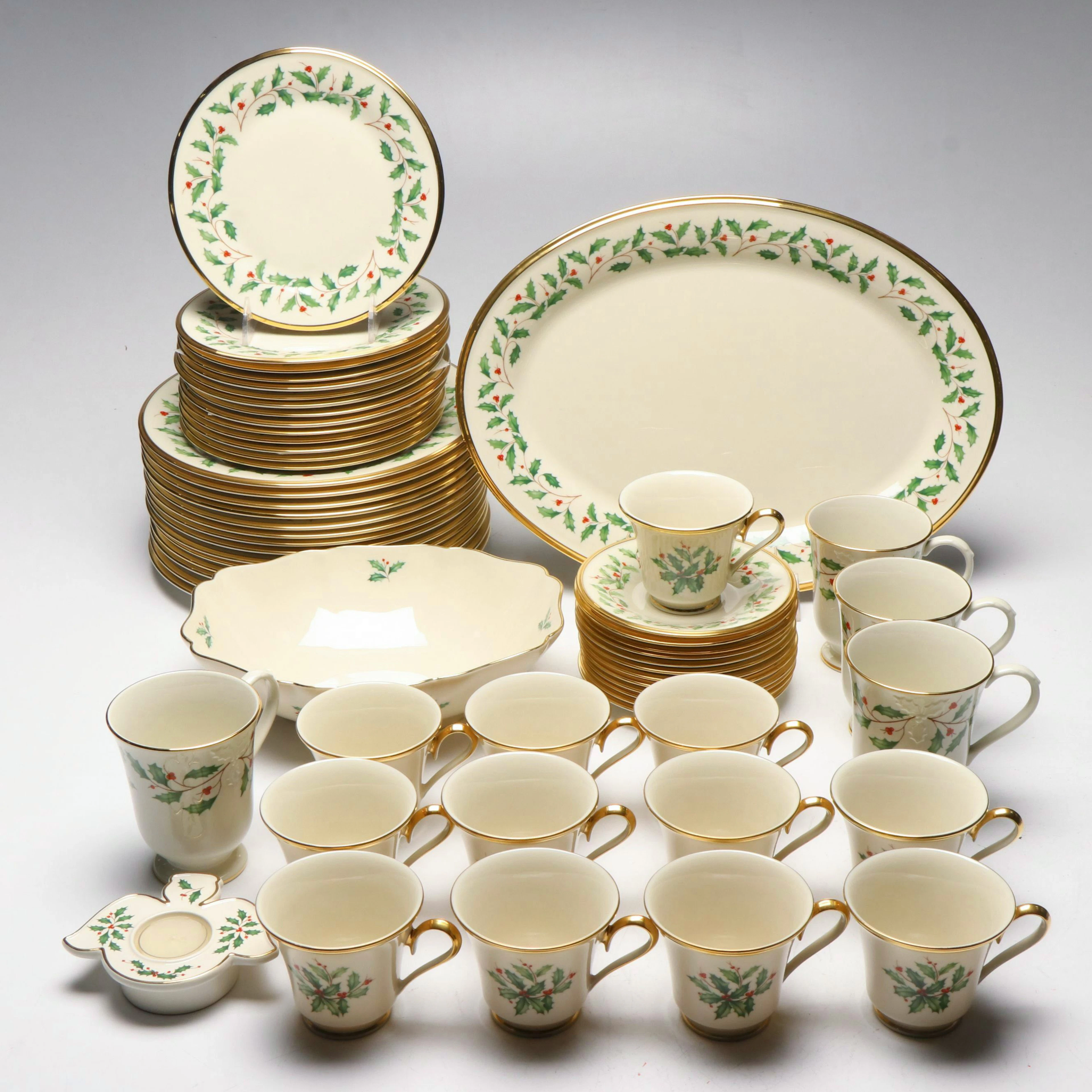 Millennium Edition Lenox "Holiday" Porcelain Dinnerware, 2000