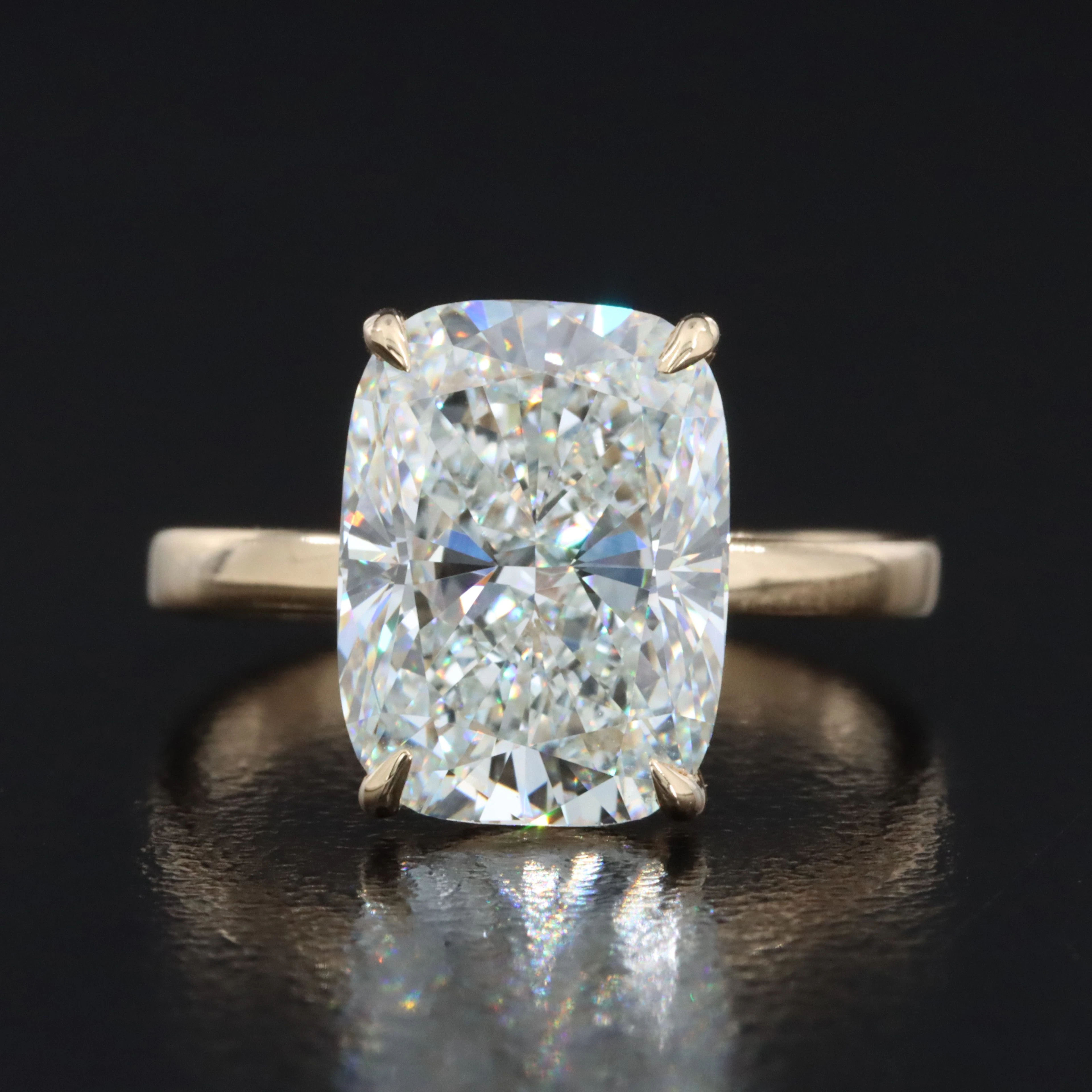 14K 5.06 CT Lab Grown Diamond Solitaire Ring with IGI Report