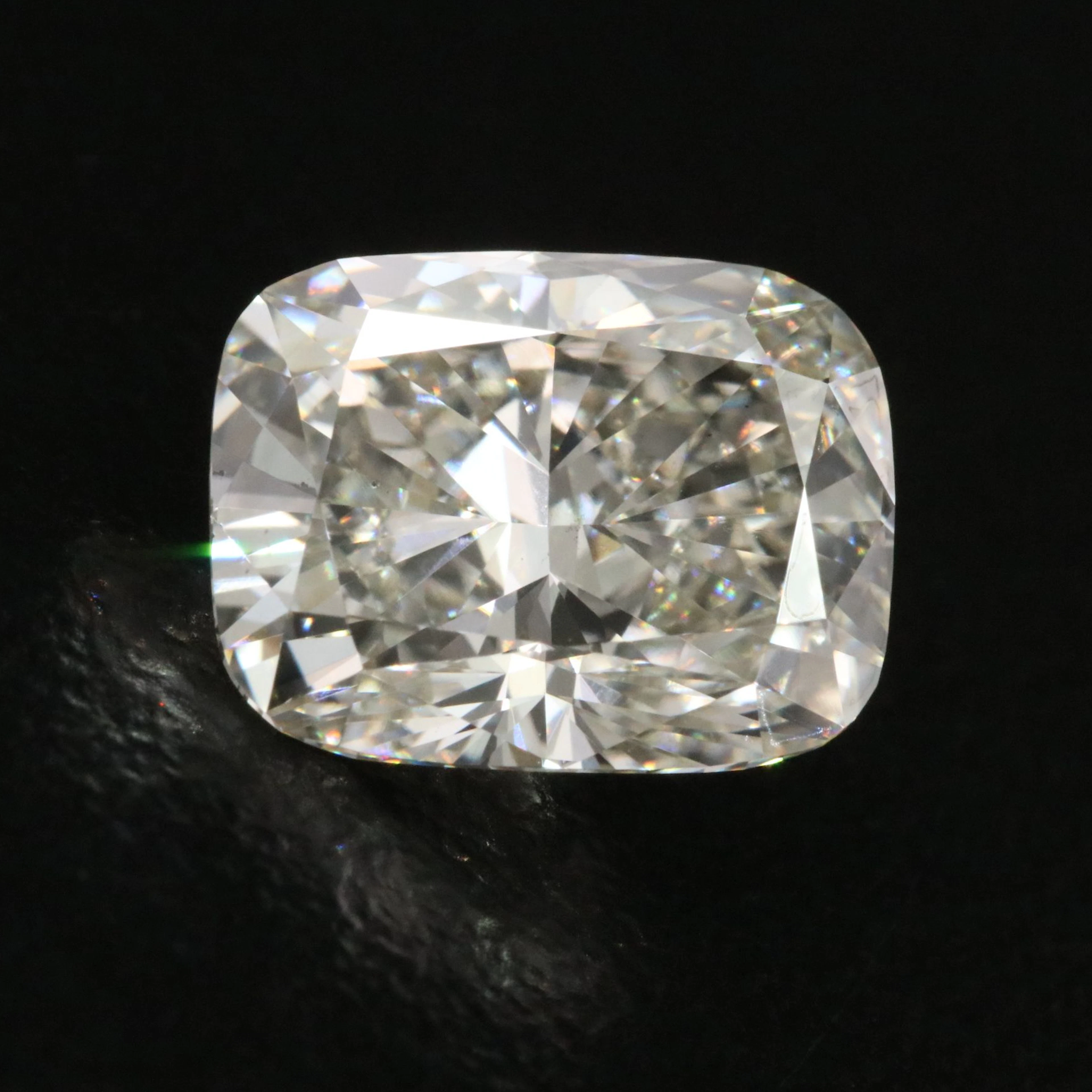 Loose 2.58 CT Lab Grown Diamond with IGI Report