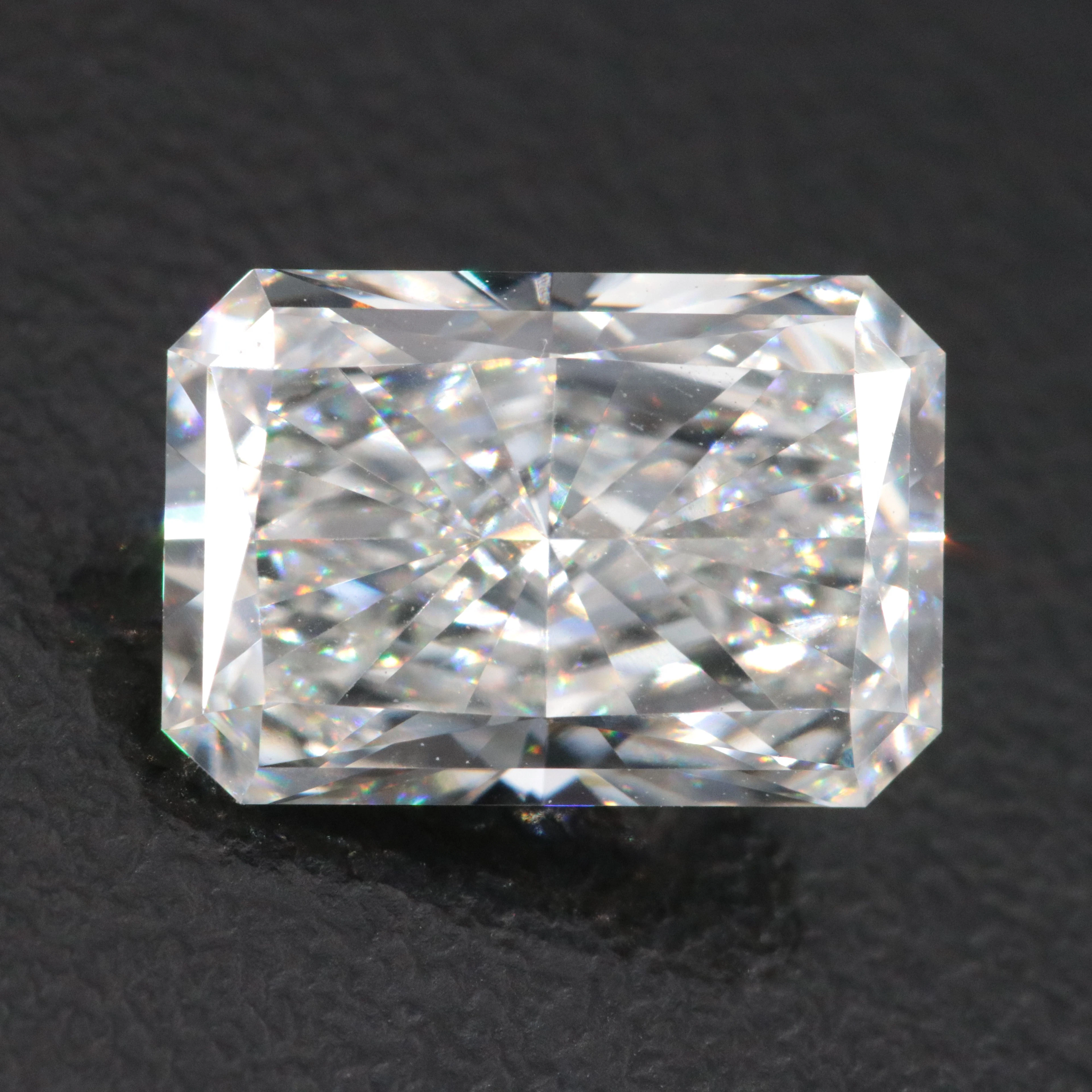 Loose 2.93 CT Lab Grown Diamond with IGI Report