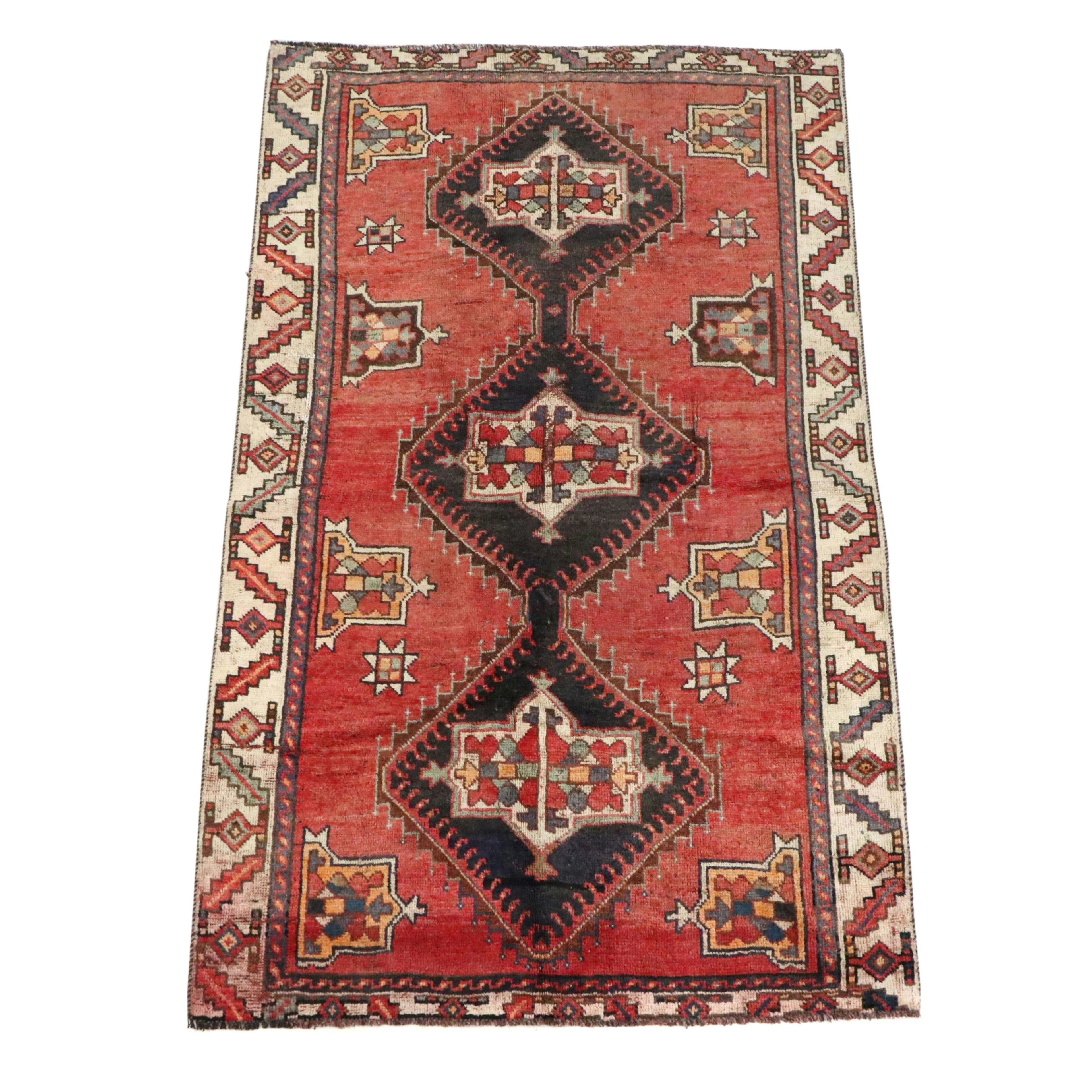4'10 x 8'2 Hand-Knotted Persian Shiraz Area Rug