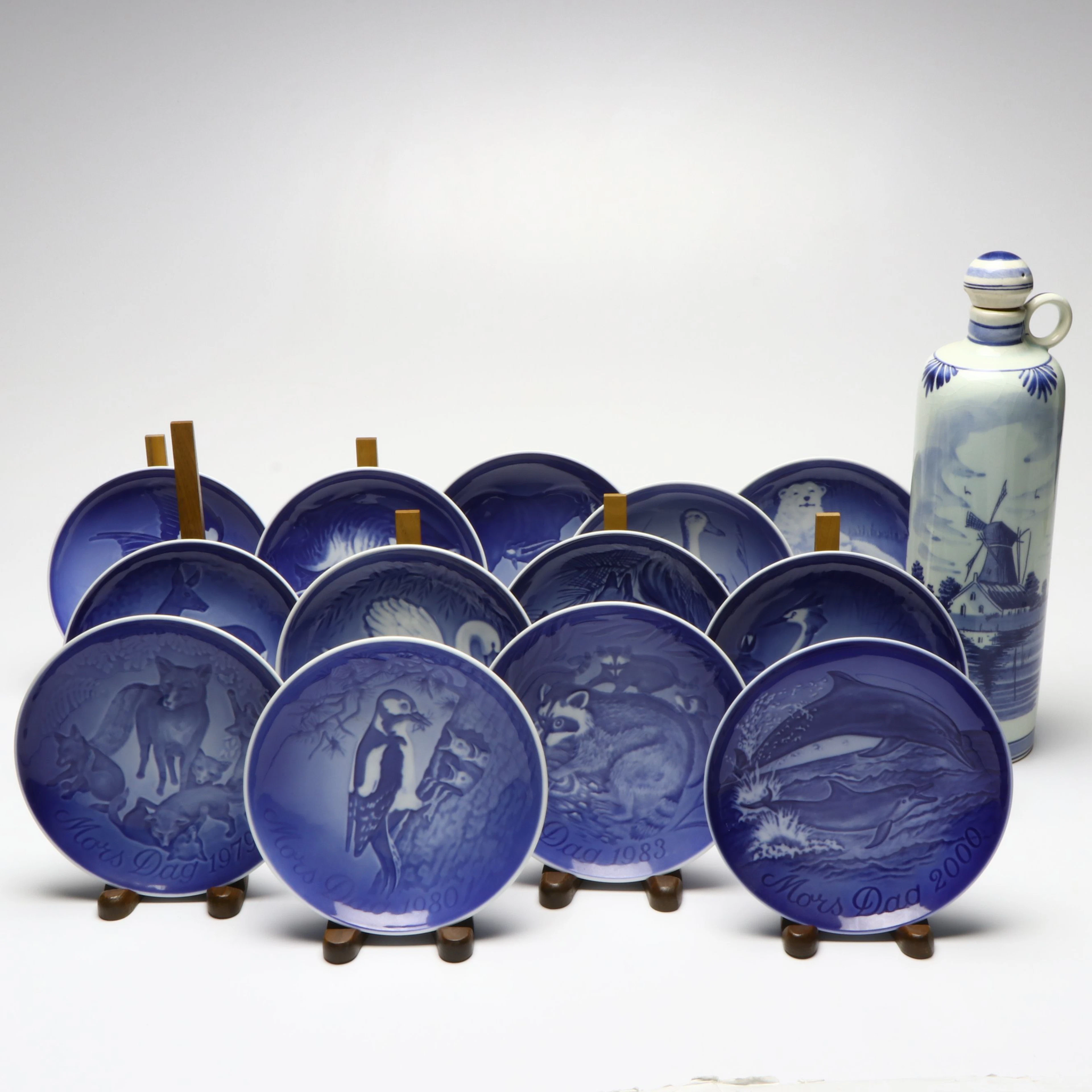 Bing & Grøndahl Mother's Day Collector Plates with Delftware Jug