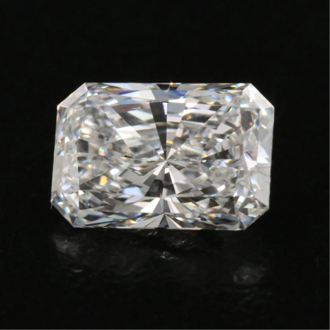 Loose 1.60 CT Lab Grown Diamond with IGI Report