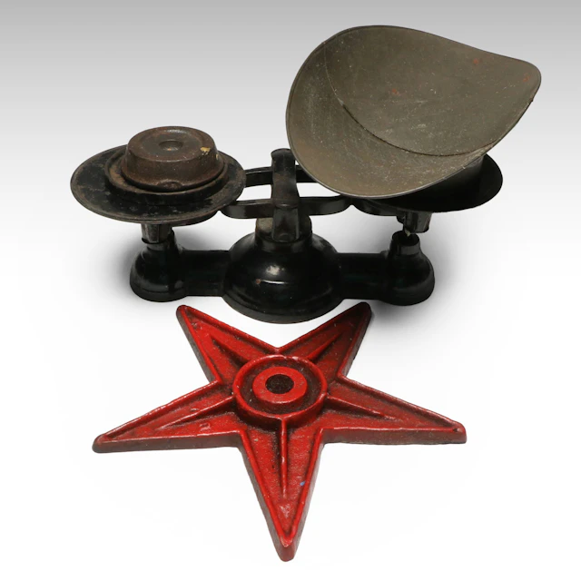 Antique Cast Iron Balance Scale with Pan, Weights and Red Star Base Plate