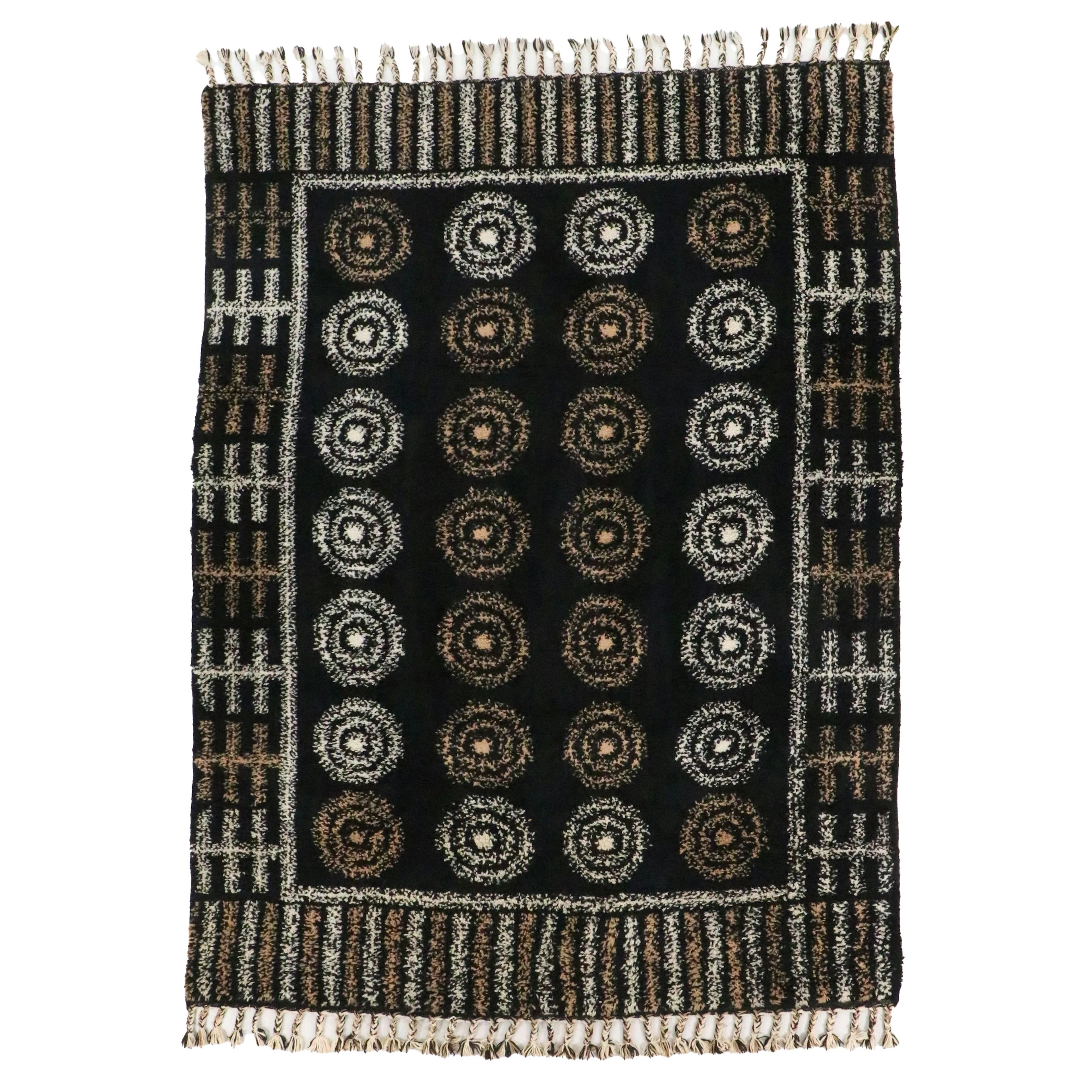 8'10 x 13'1 Hand-Knotted Contemporary Room-Sized Rug with Braided Fringe