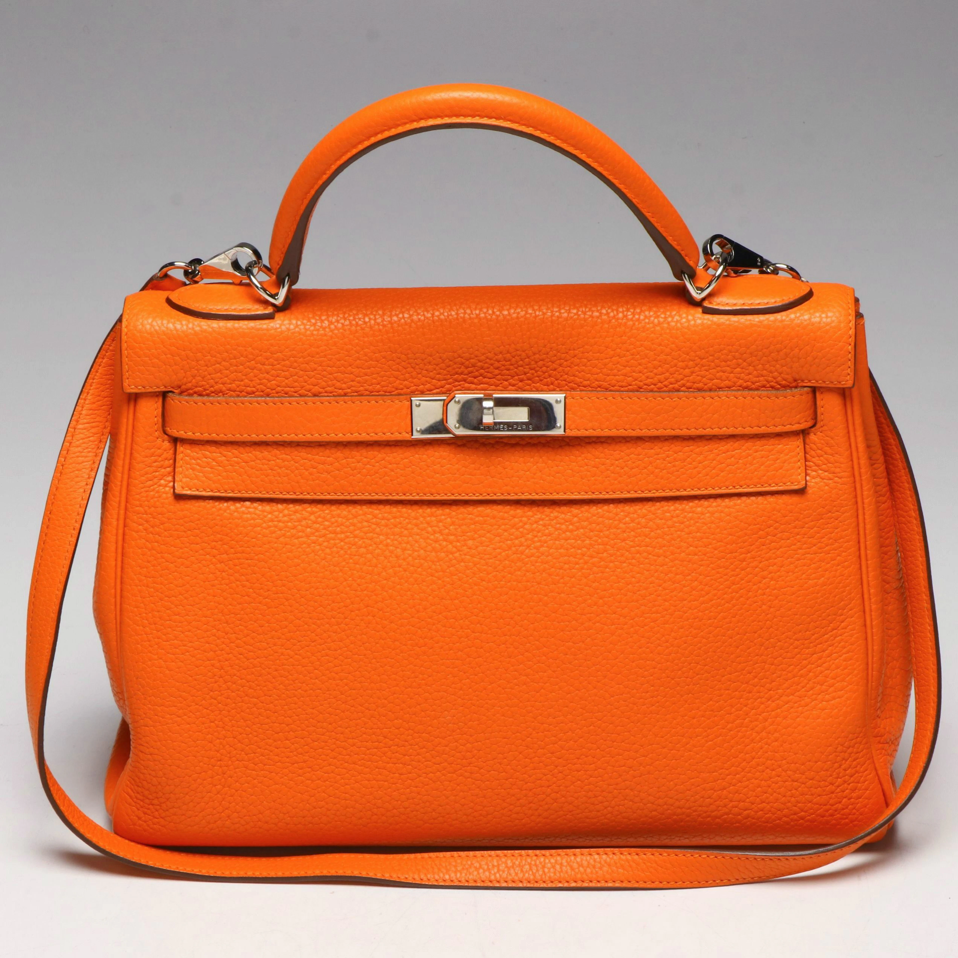 Hermès Kelly Retourne 32 Handbag in Bright Orange Clemence Leather