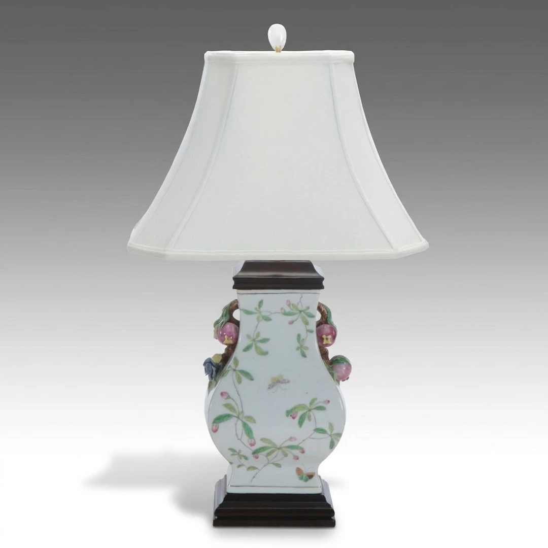 Chinese Porcelain and Pomegranate Handled Vase Table Lamp