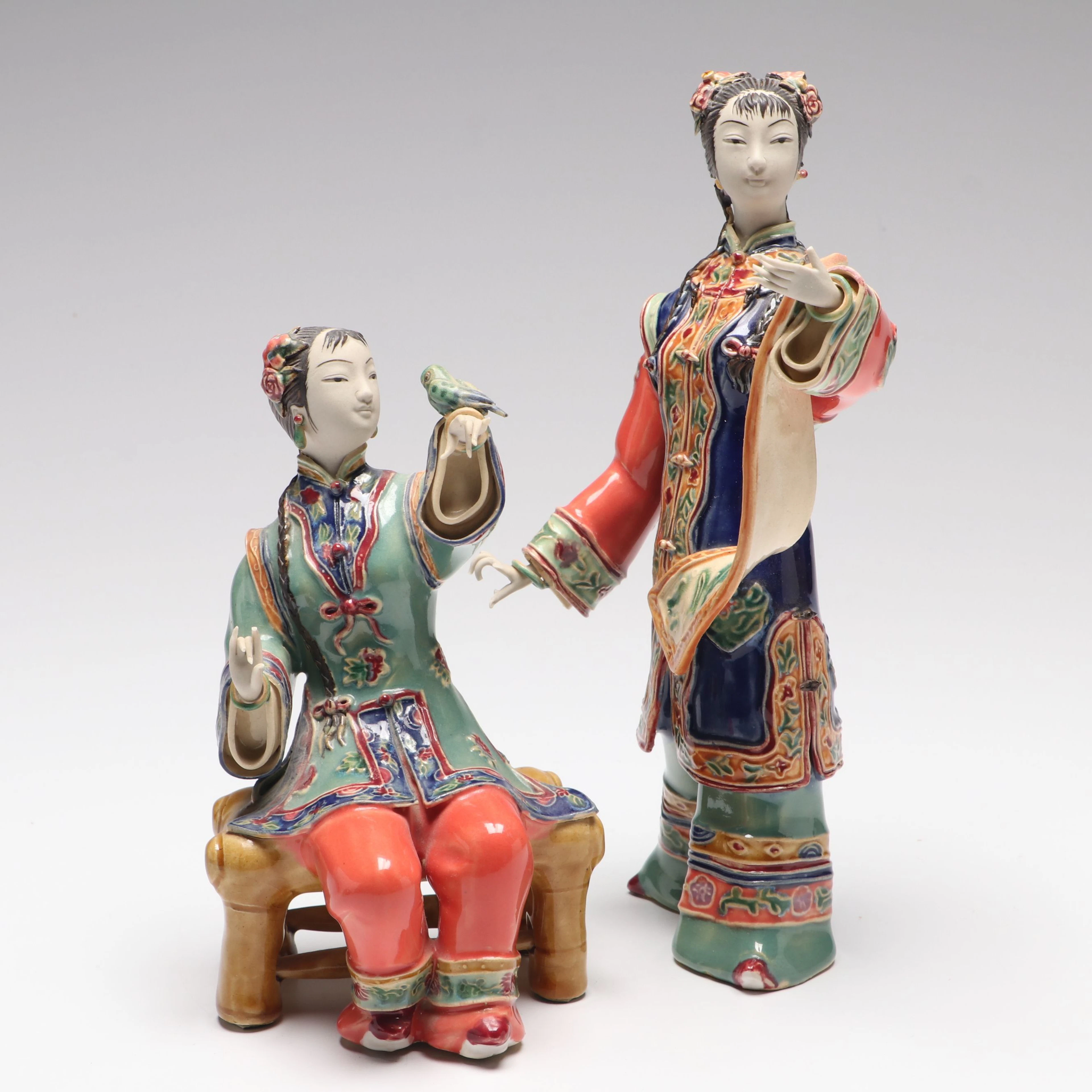 Chinese Wucai Seated and Standing Female Figurines, Late 20th Century
