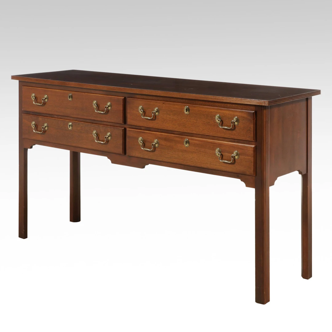 Wellington Hall Chippendale Style Mahogany Finish Huntboard