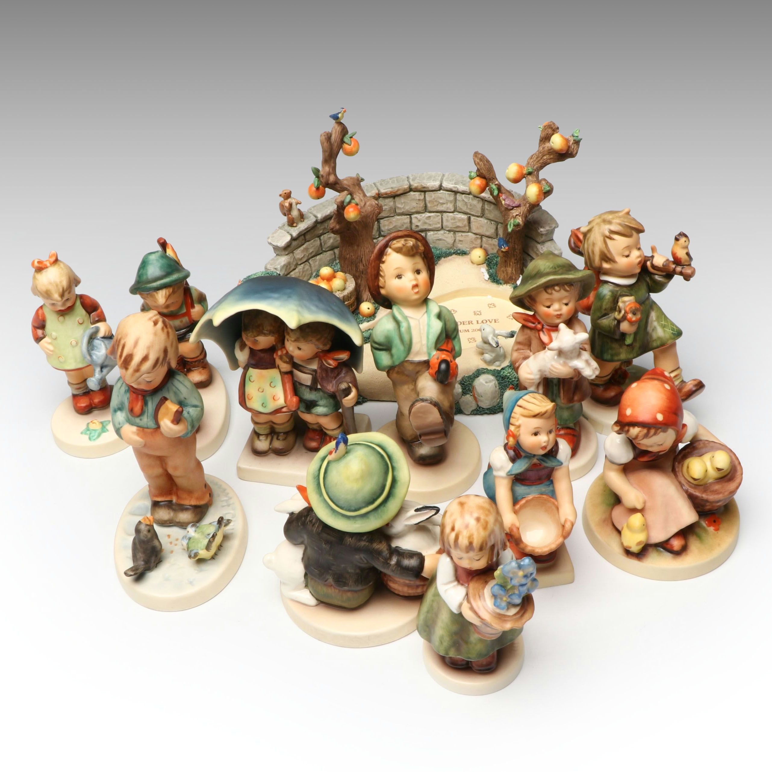 Presse à Biscuits Goebel Hummel – Baked With Love – Fille Au Nez – Céramique – Occasion