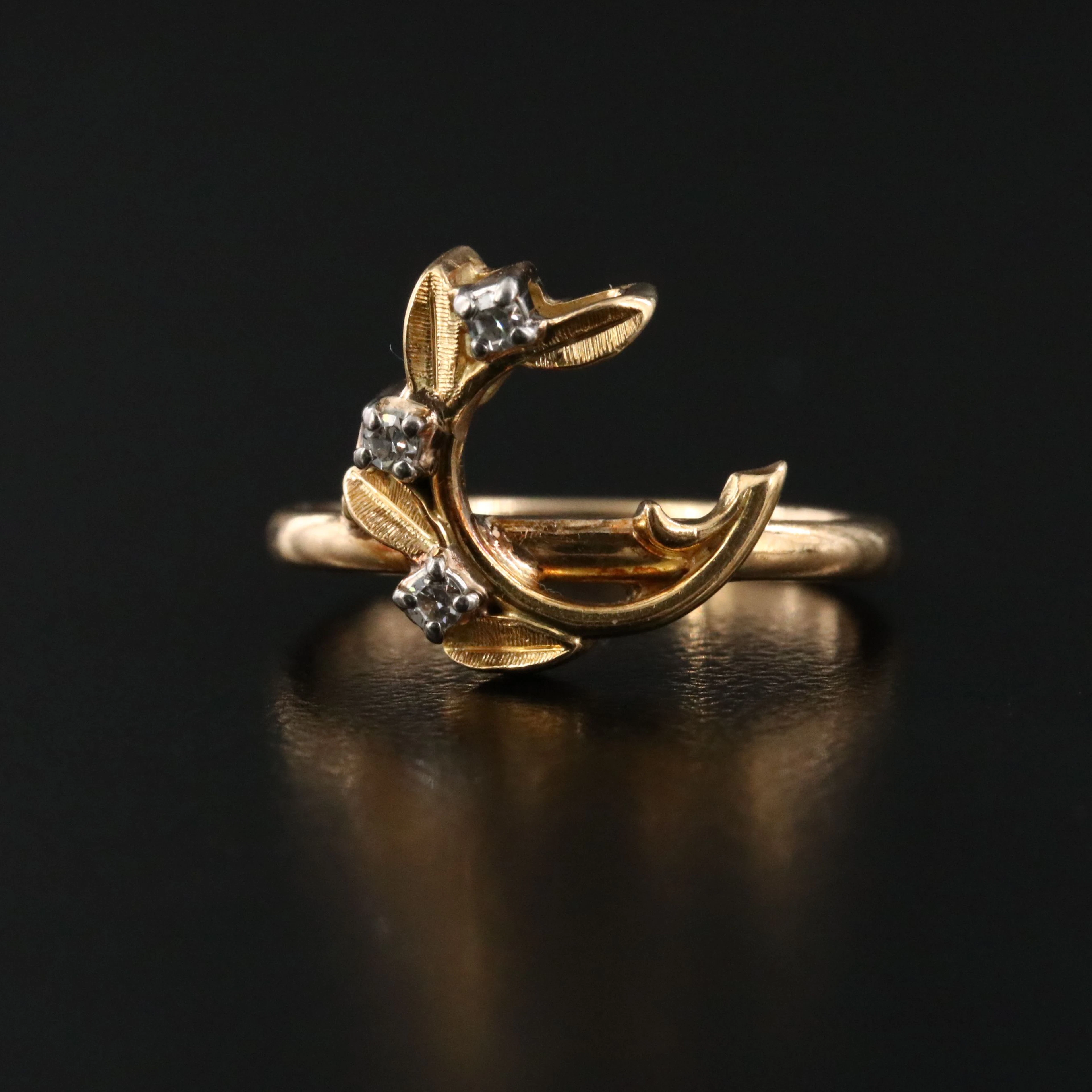 18K 0.05 CTW Diamond Ring