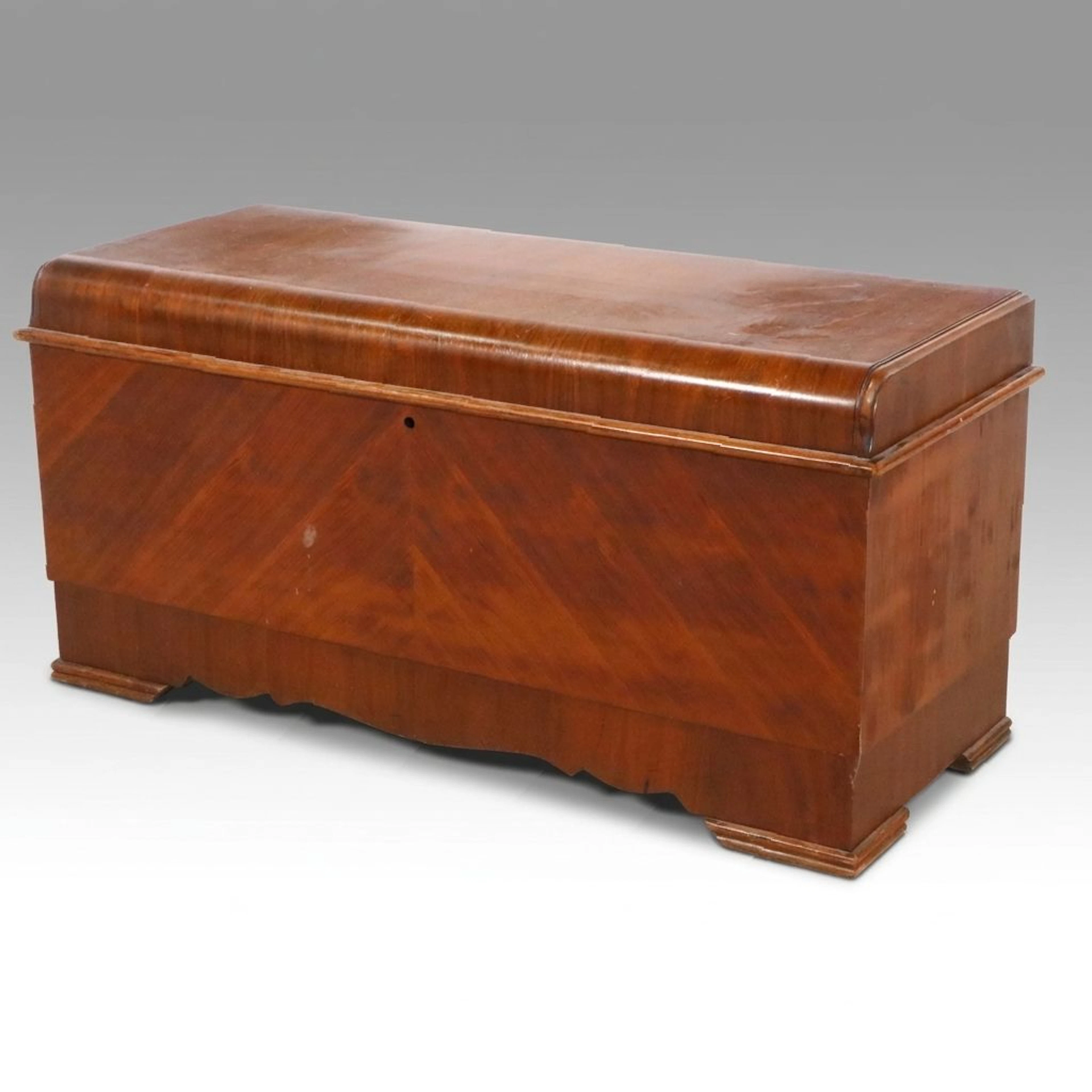 Lane Art Deco Style Cedar Chest, 1944