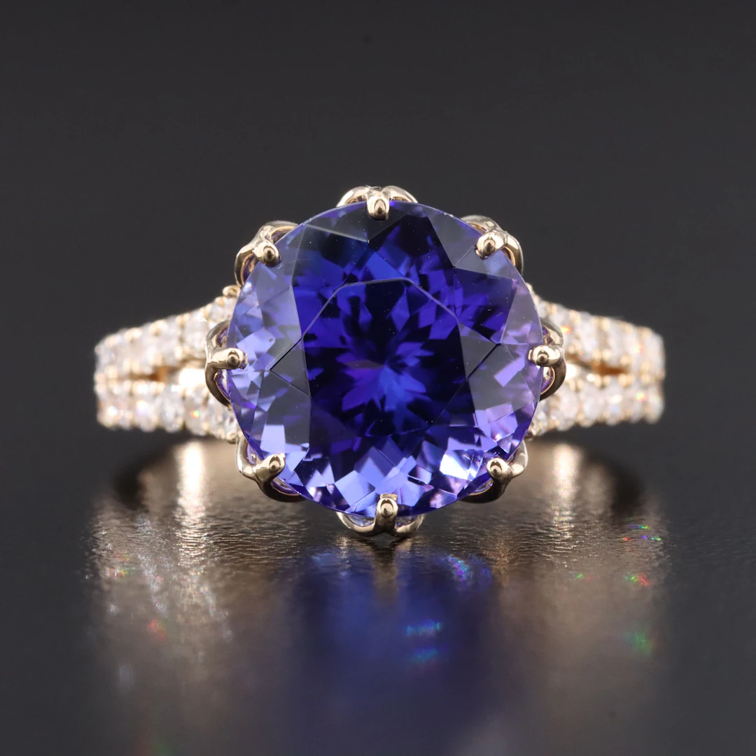 14K 7.66 CT Tanzanite and Diamond Ring with GIA Report