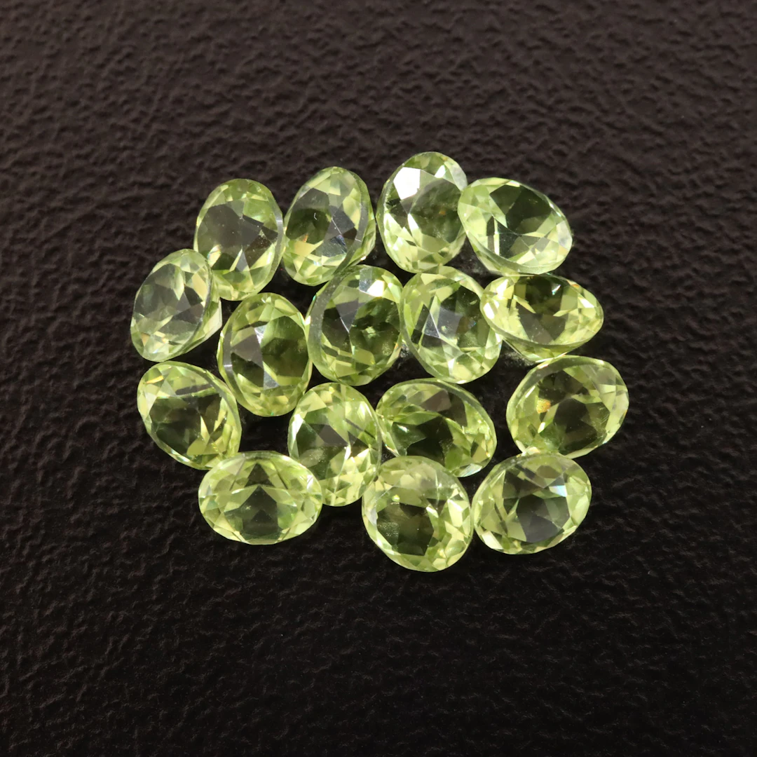 Loose 4.62 CTW Peridot Melee