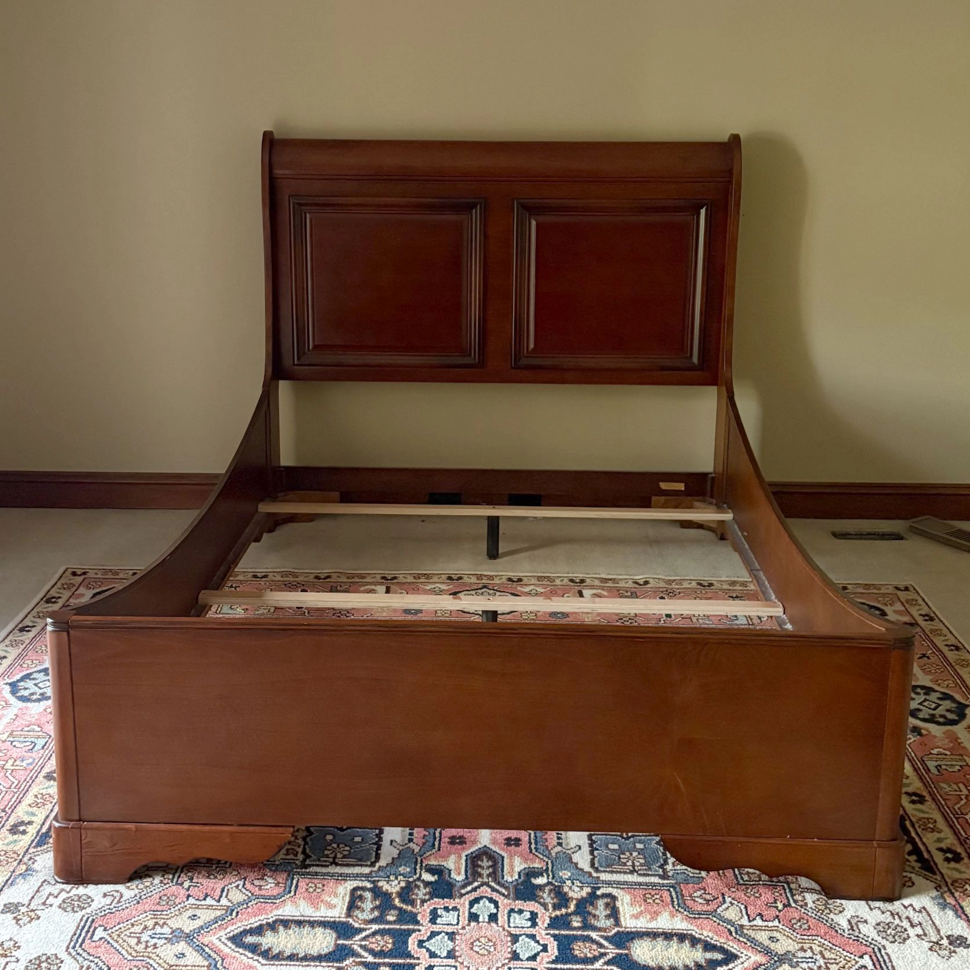 Panel-Back Queen Sleigh Bed
