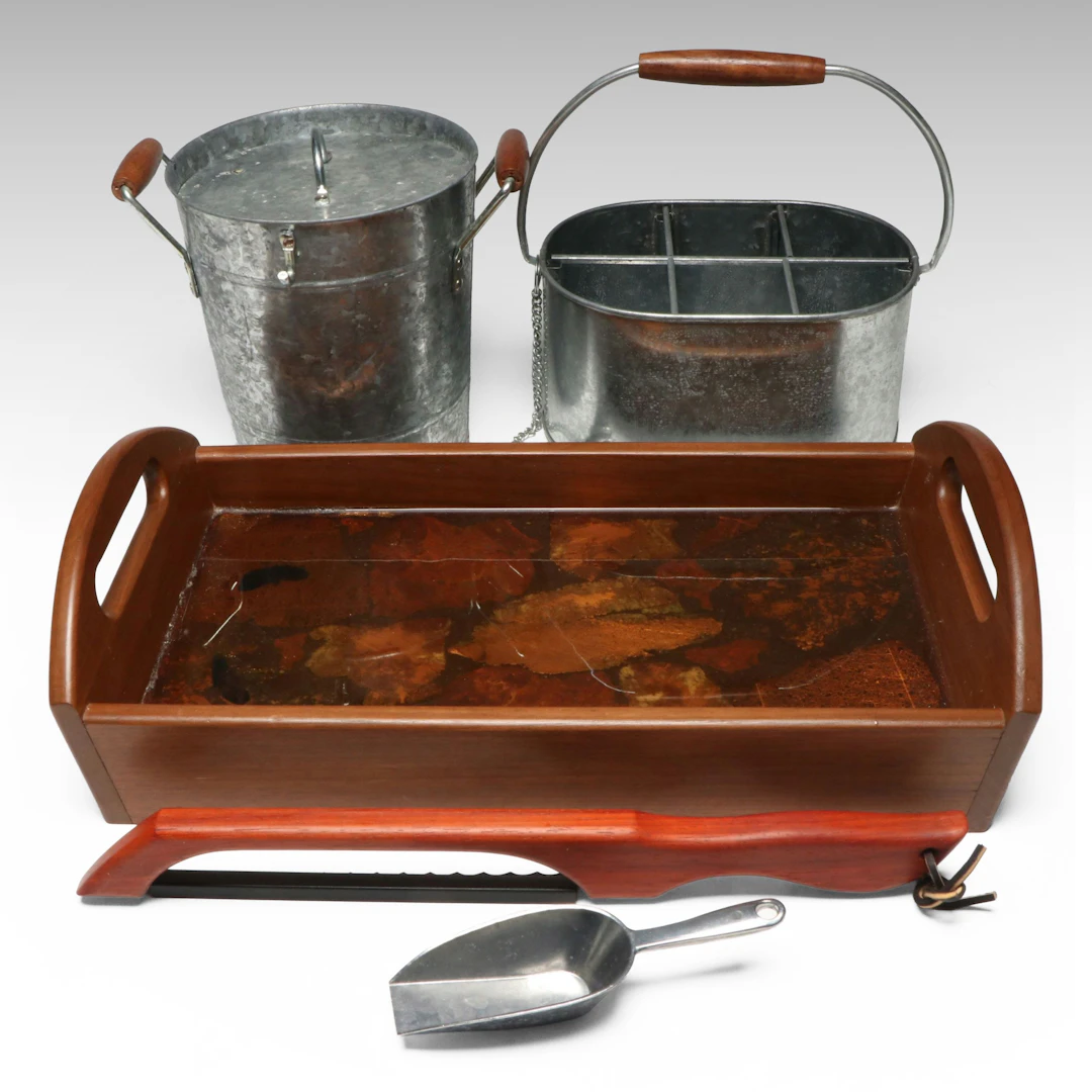 Pottery Barn Farmhouse Style Metal Caddy with Ice Bucket and More Serveware
