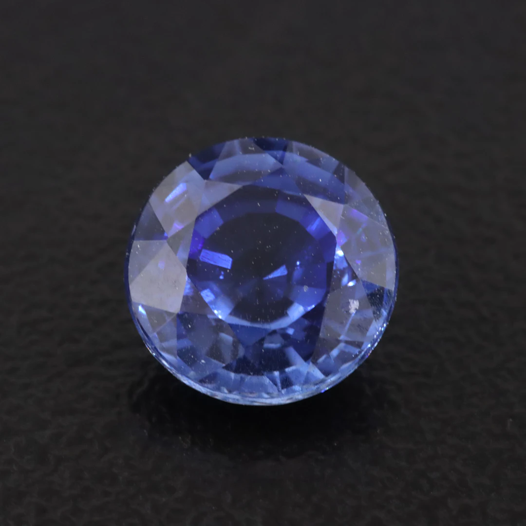 Loose 3.12 CT Lab Grown Sapphire