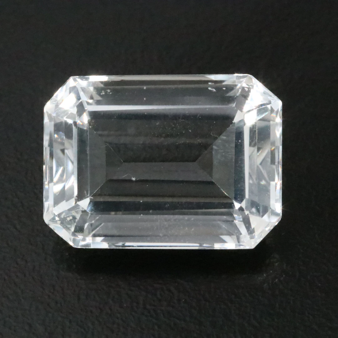 Loose 20.42 CT Topaz