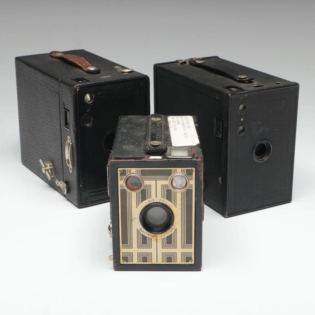 Eastman Kodak Six-20 Brownie Junior, No. 2A Brownie Box Cameras, Other