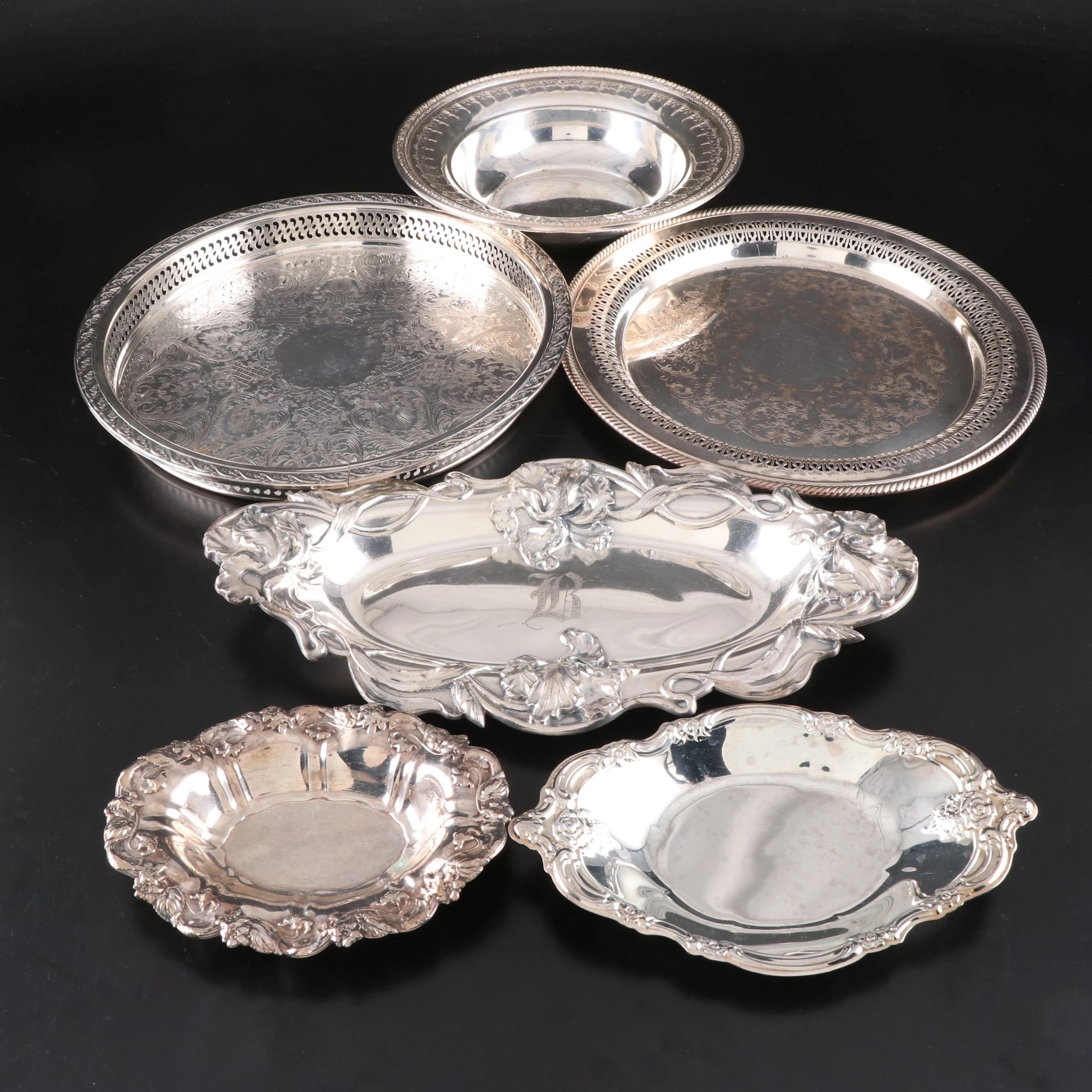 Middletown Silver Co., Oneida, and Other Silver Plate Servers and Bowls