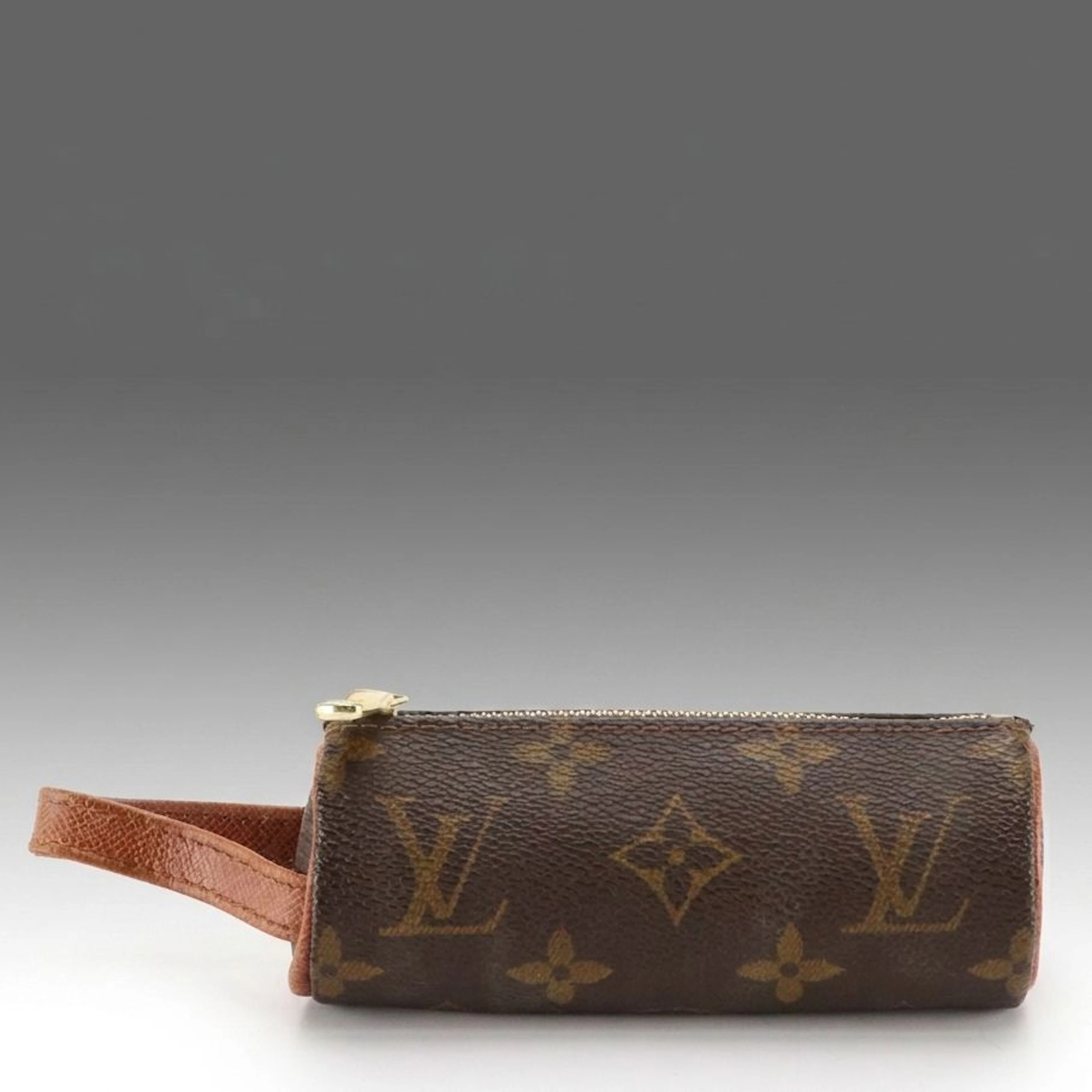Louis Vuitton Etui 3 Balles Golf Pouch in Monogram Canvas