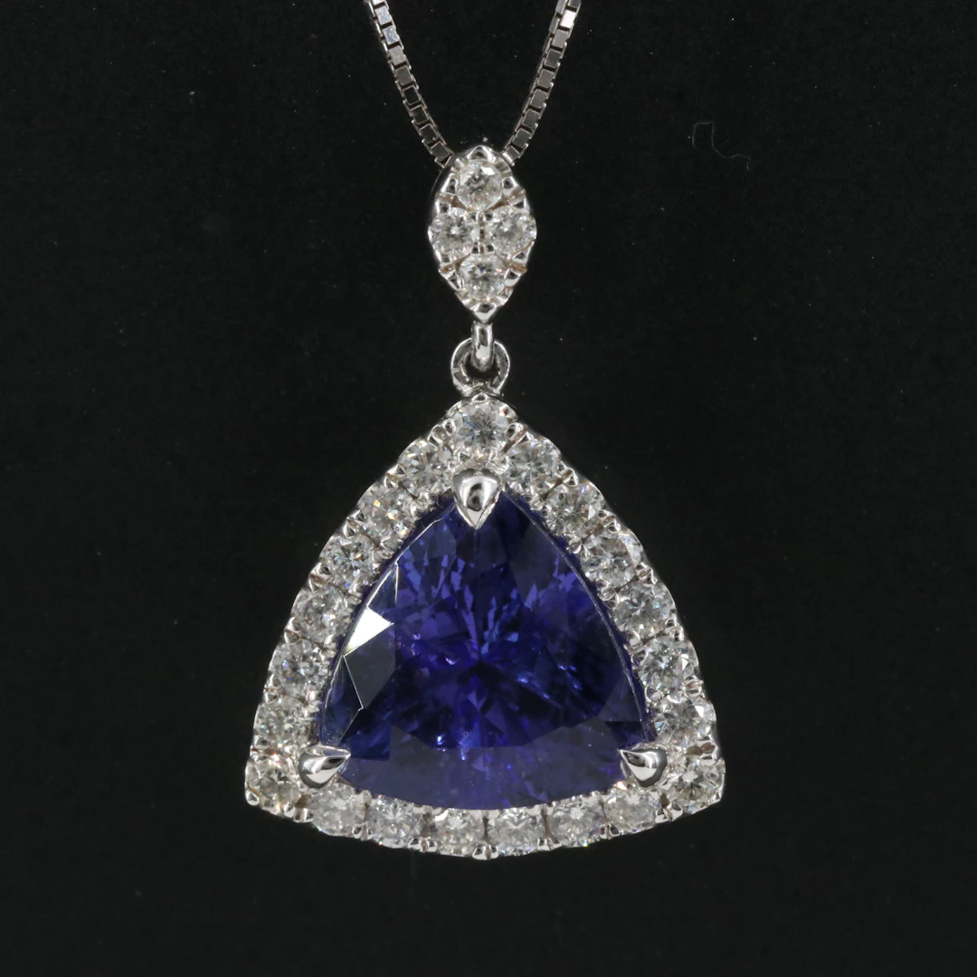 18K Tanzanite and Diamond Pendant Necklace